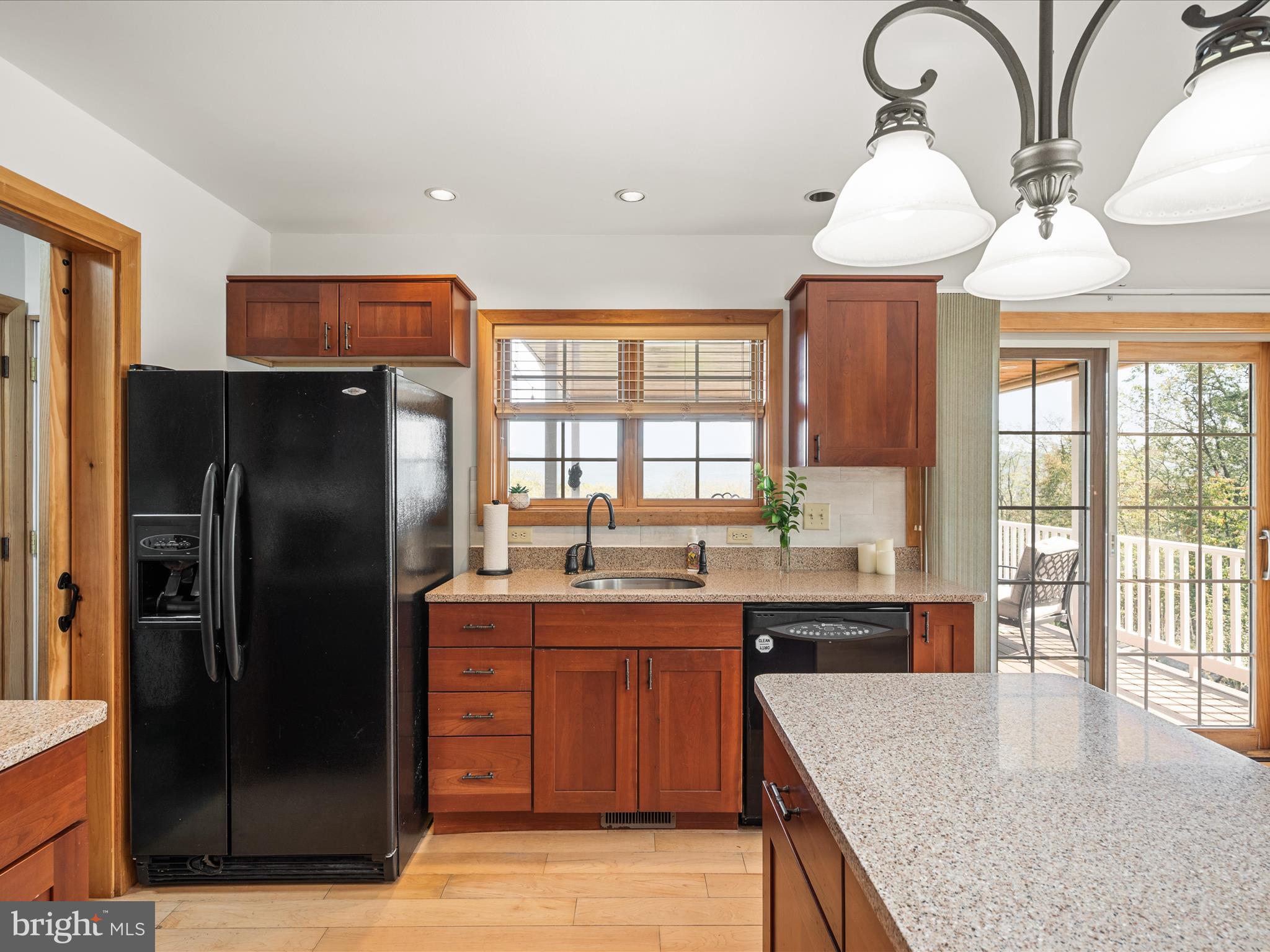 RIVER RIDGE - Residential