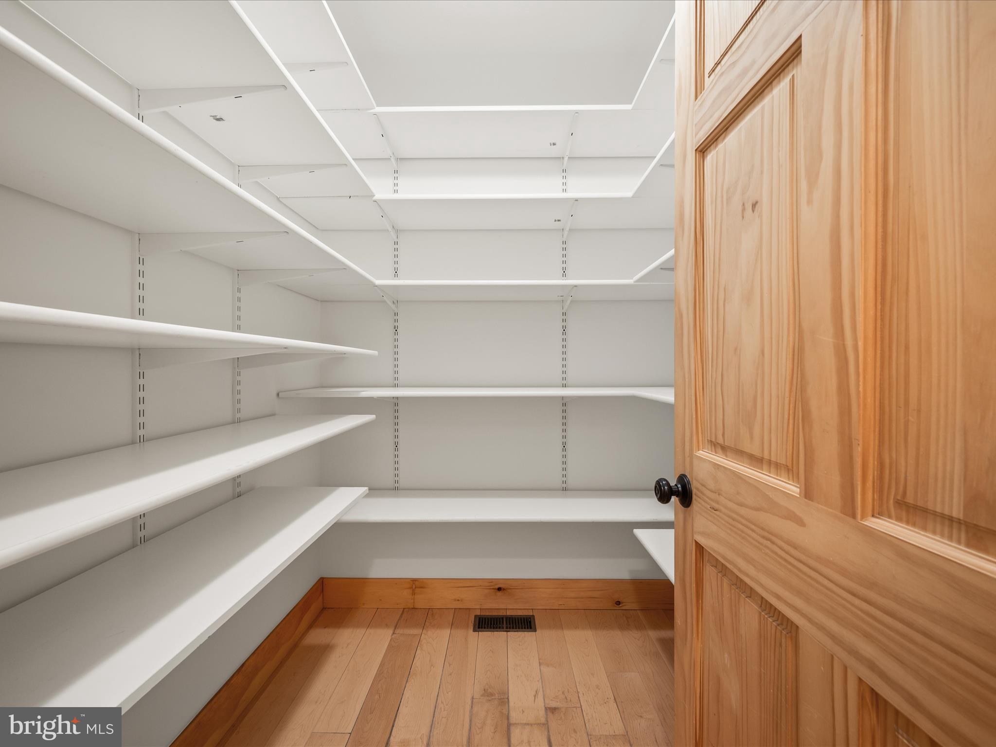 RIVER RIDGE - Residential