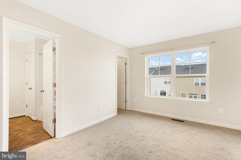 Tiny photo for 139 Blackford Drive, STEPHENSON, VA 22656 (MLS # VAFV2039334)