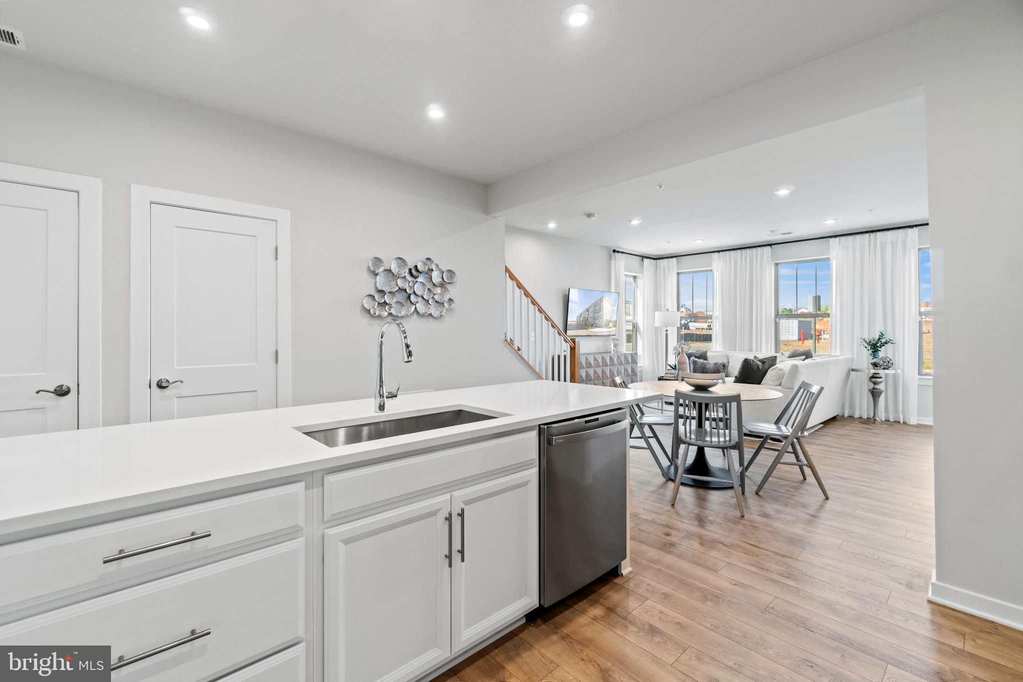 1202A FREEMAN PLACE