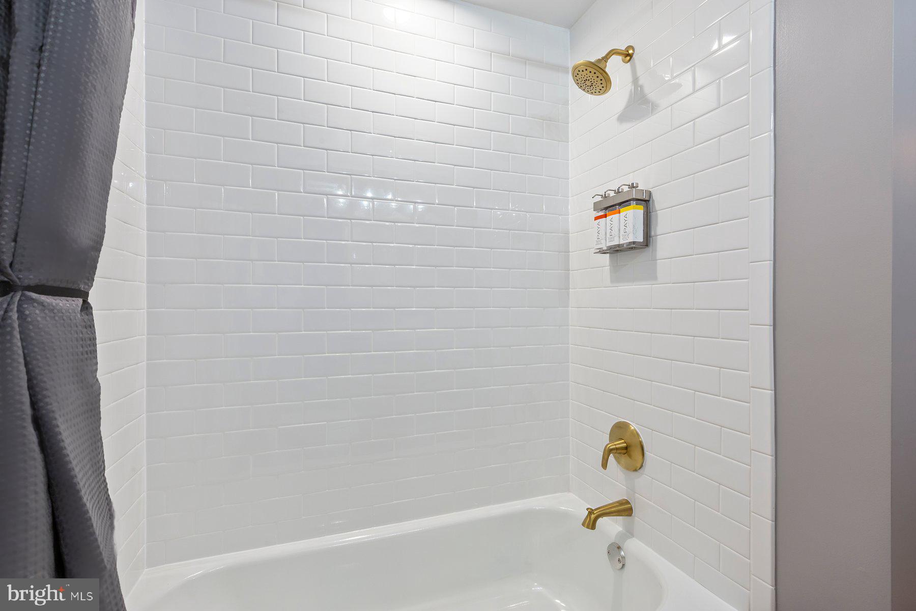 ANNAPOLIS - Residential