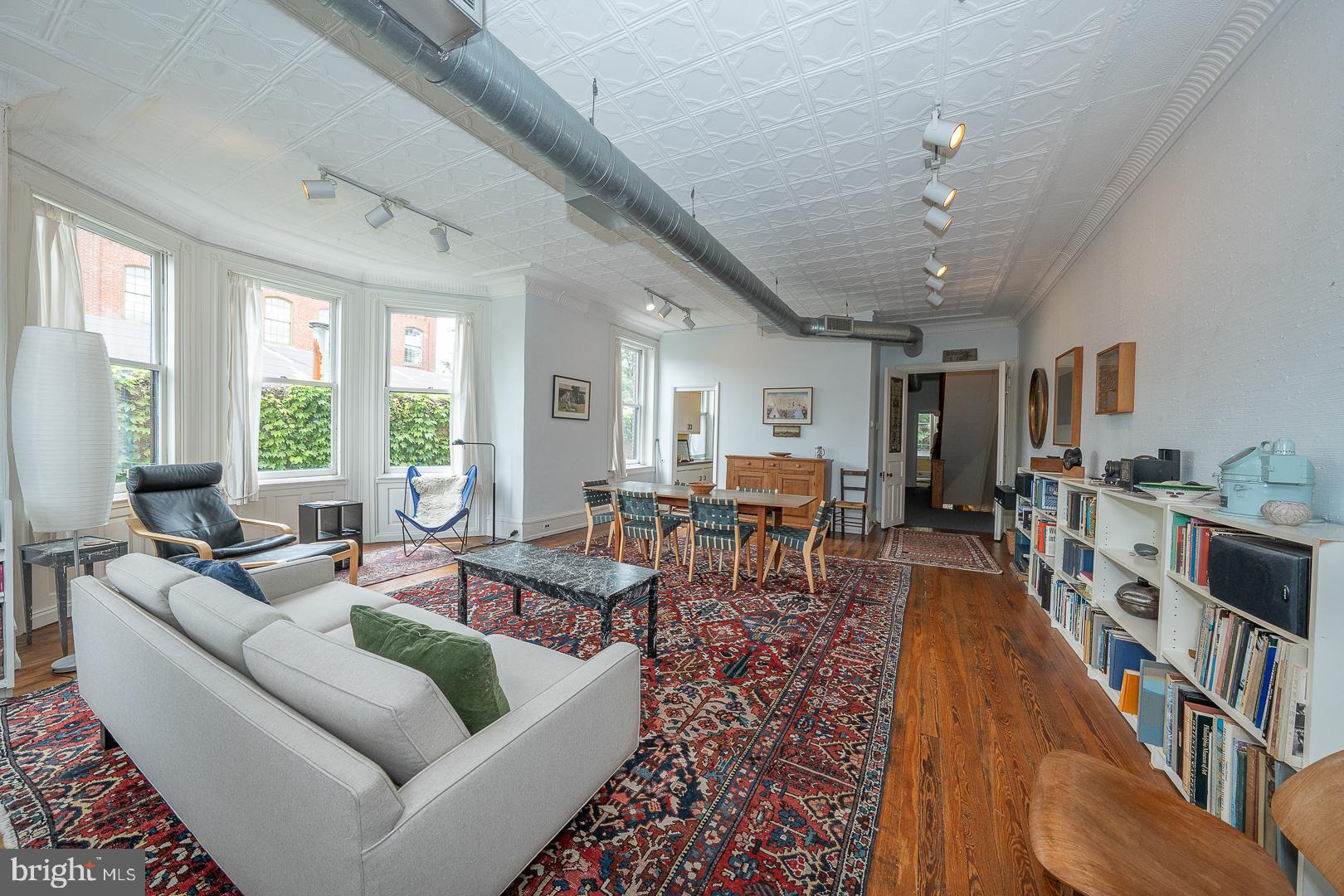 ART MUSEUM AREA - Residential
