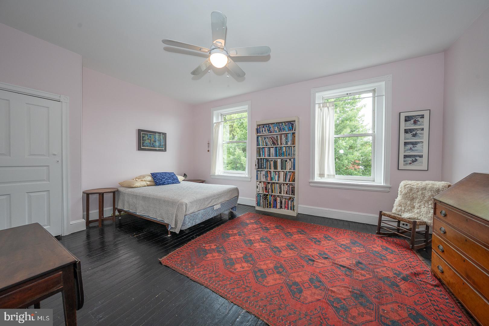 ART MUSEUM AREA - Residential