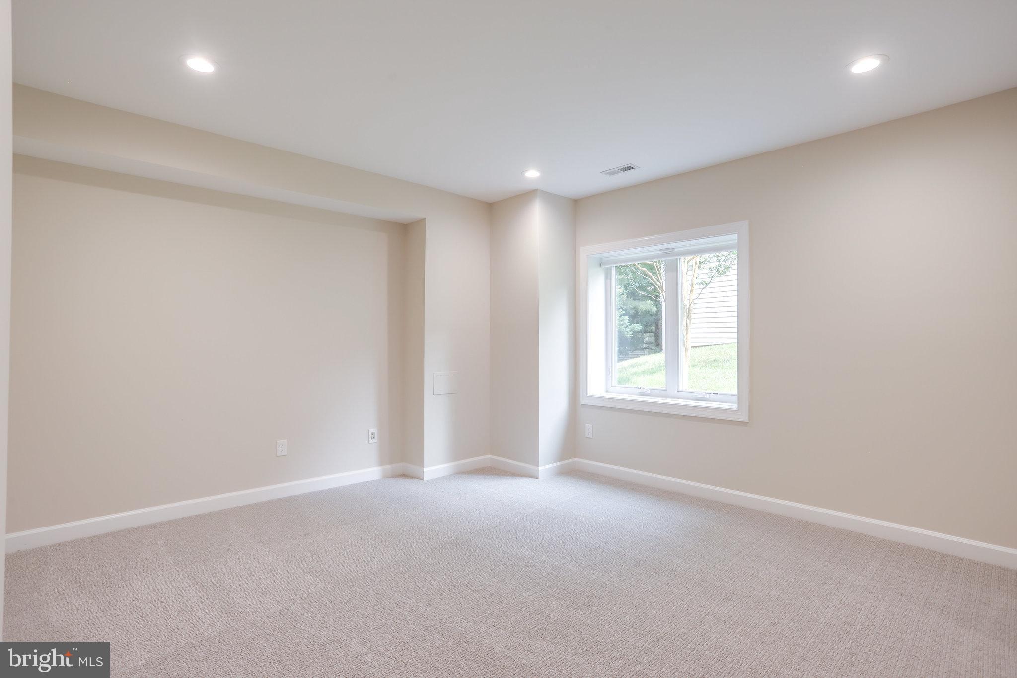 CARRINGTON - Residential