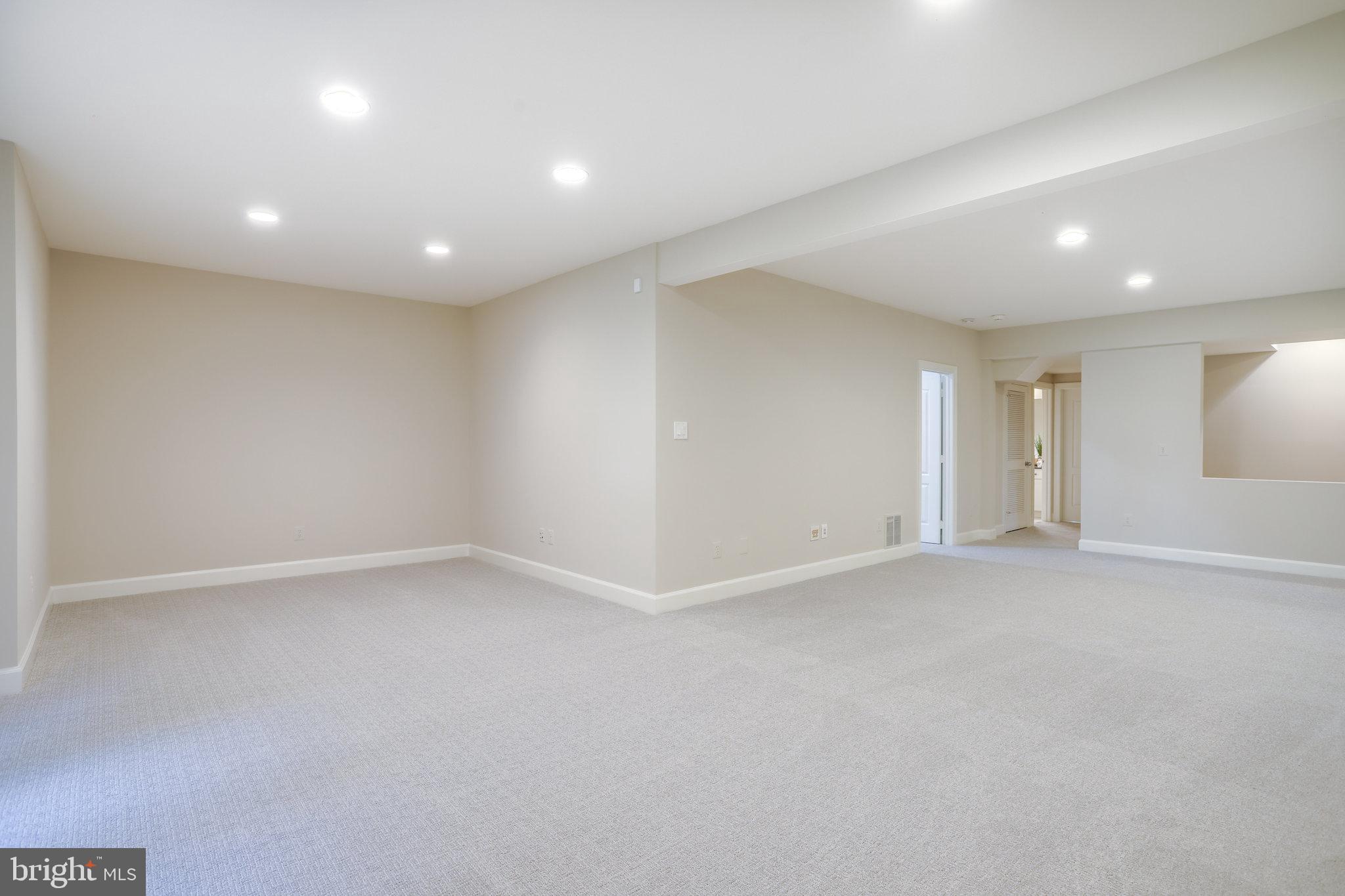 CARRINGTON - Residential