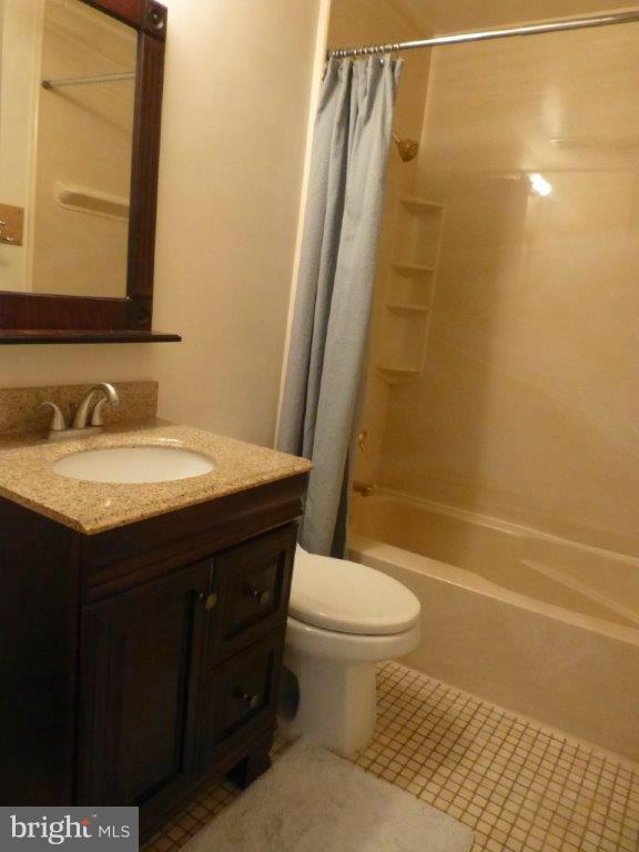 LAKE RIDGE - Residential