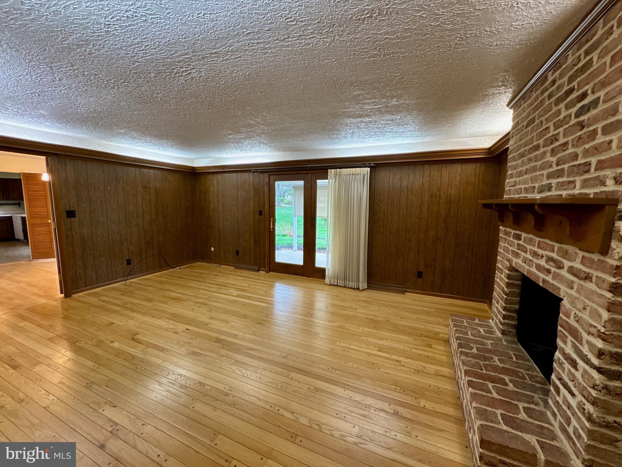 HAINES ACRES - Residential