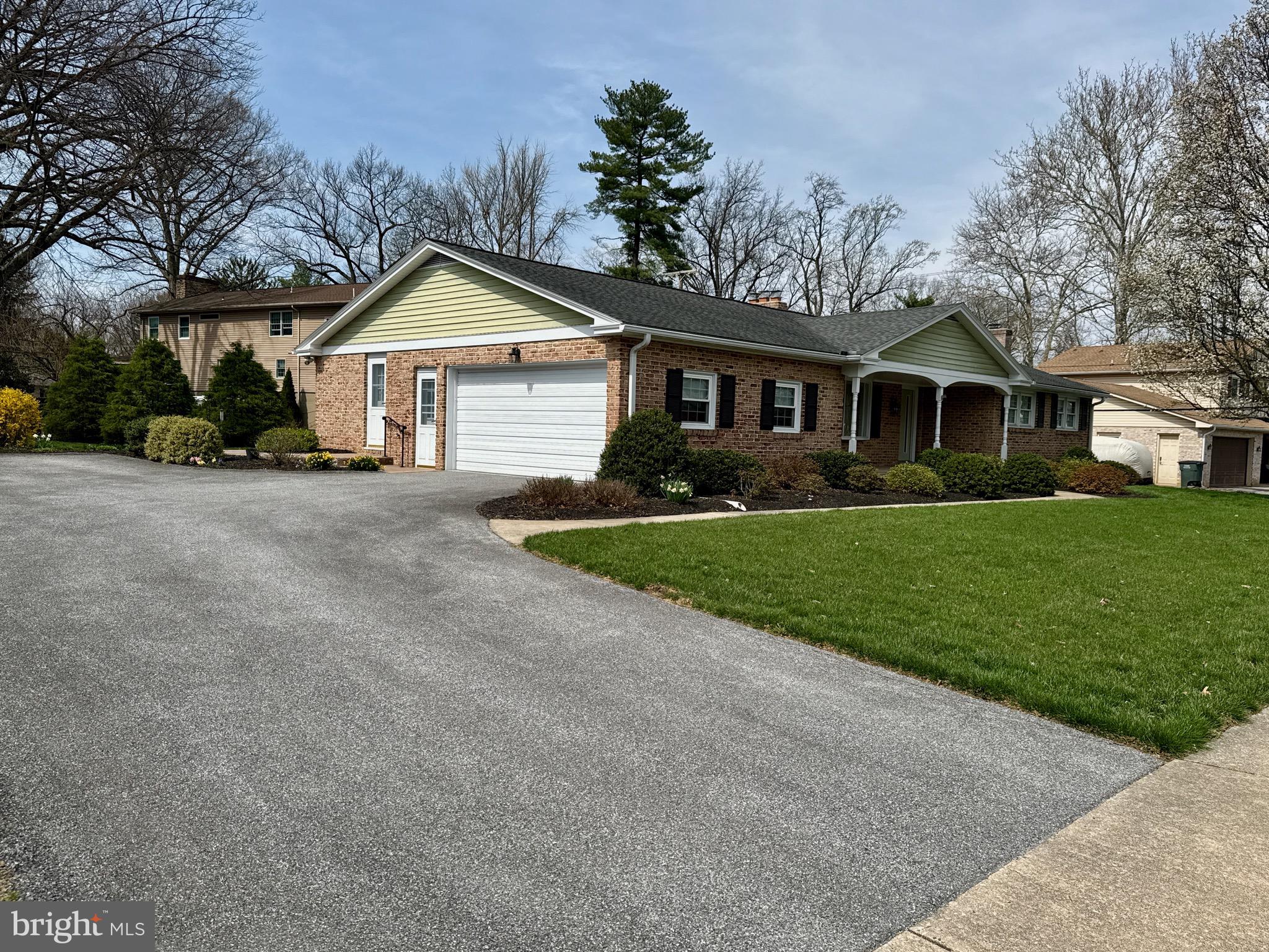 436 HUNTING PARK LANE