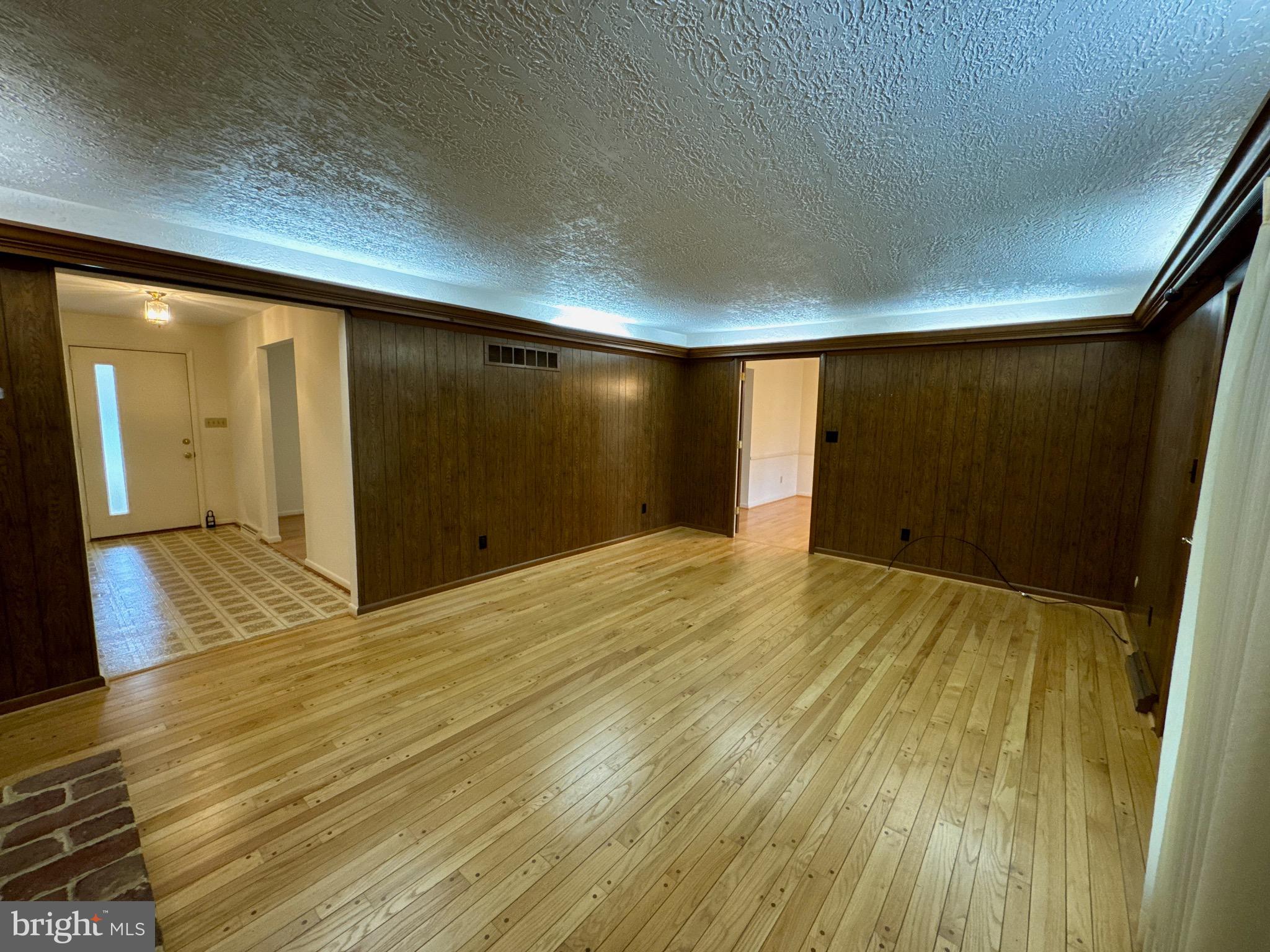 HAINES ACRES - Residential