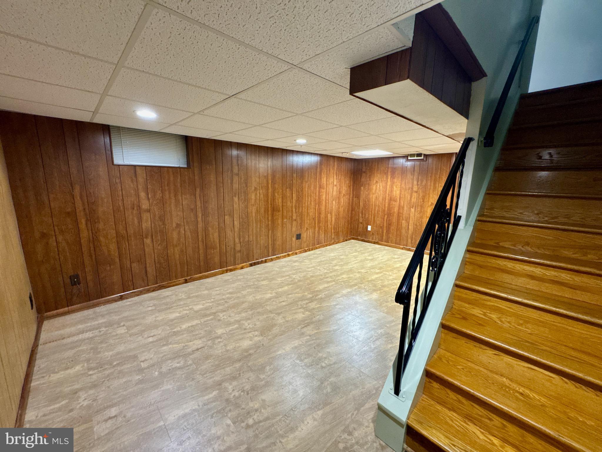 HAINES ACRES - Residential