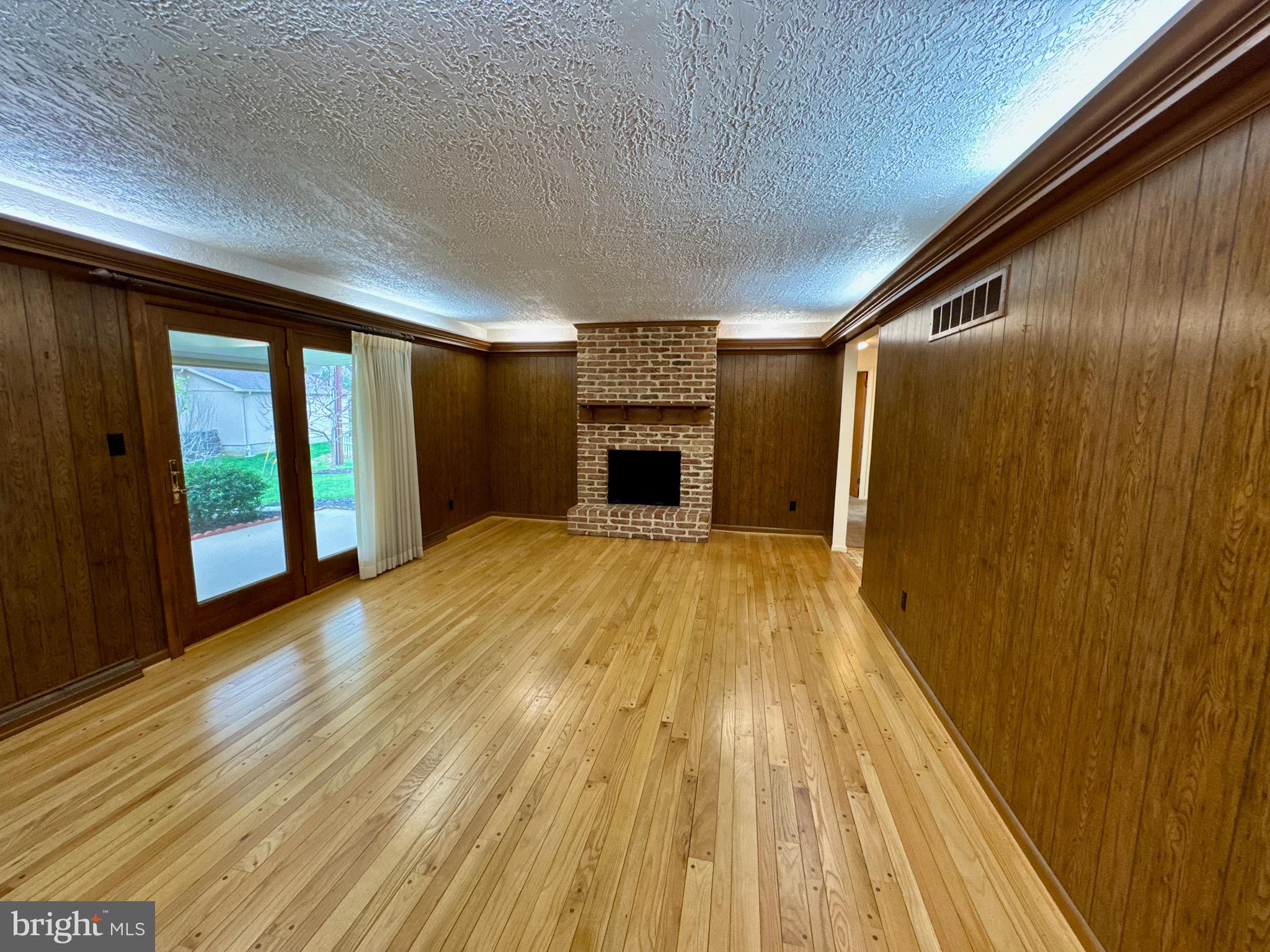 HAINES ACRES - Residential