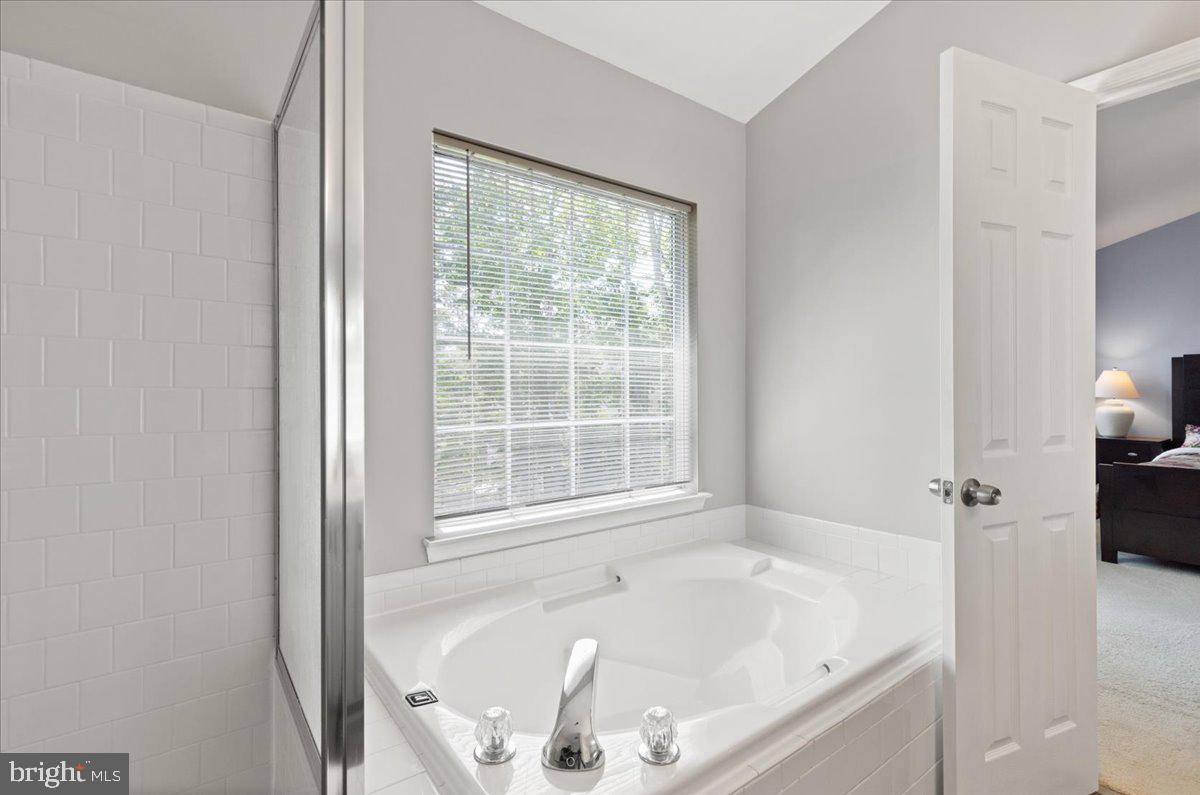 GREEN TRAILS - Residential