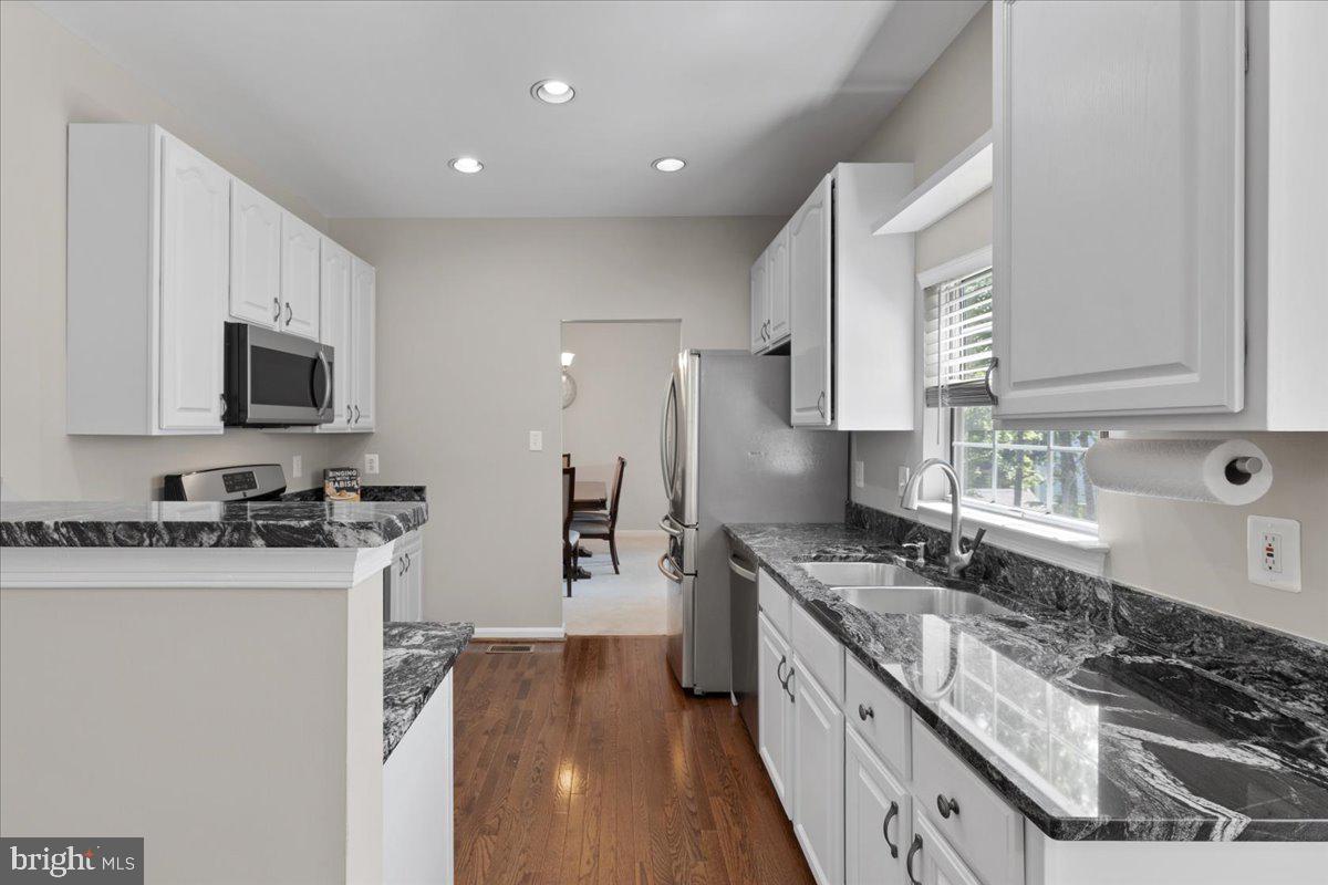 GREEN TRAILS - Residential