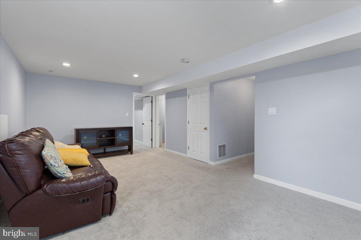 GREEN TRAILS - Residential