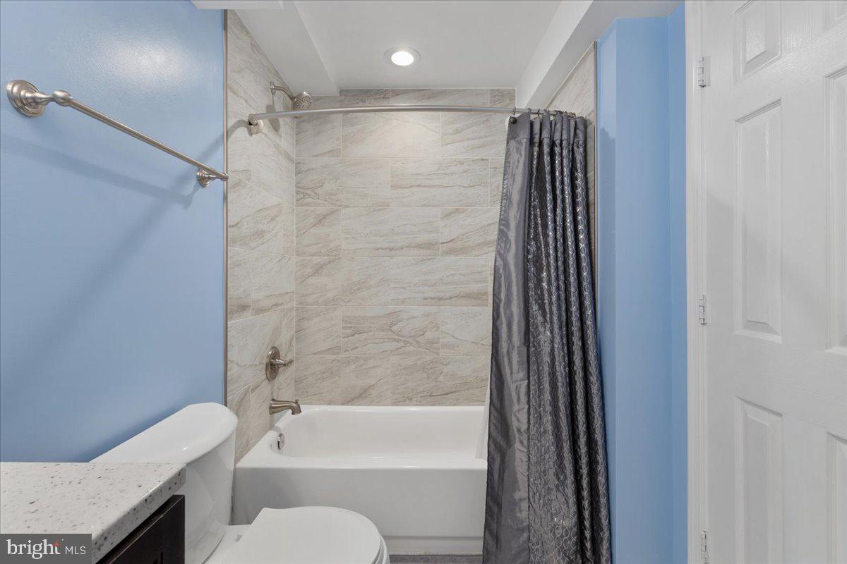 GREEN TRAILS - Residential