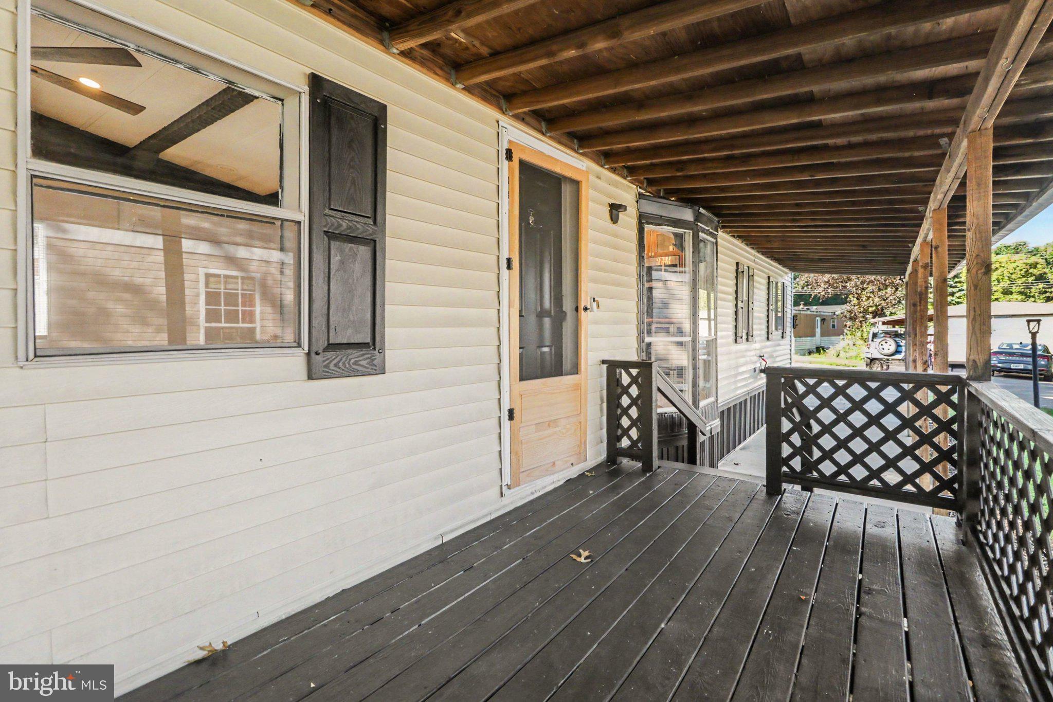 319 BAHAMA CIRCLE
