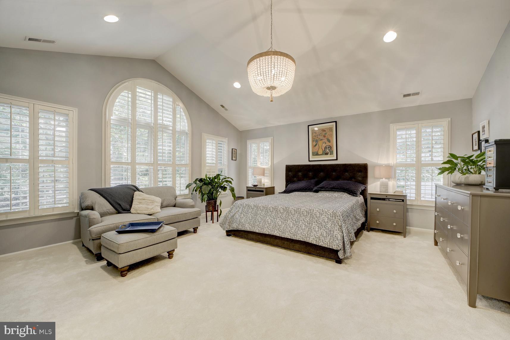 ROCK CREEK FOREST - Residential