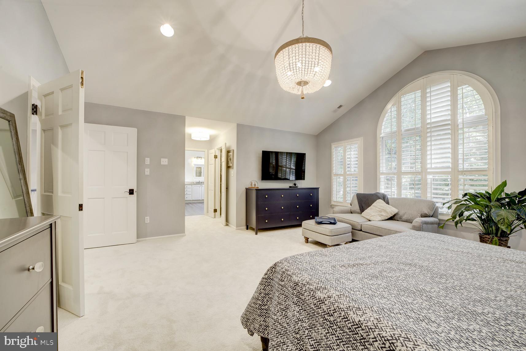 ROCK CREEK FOREST - Residential