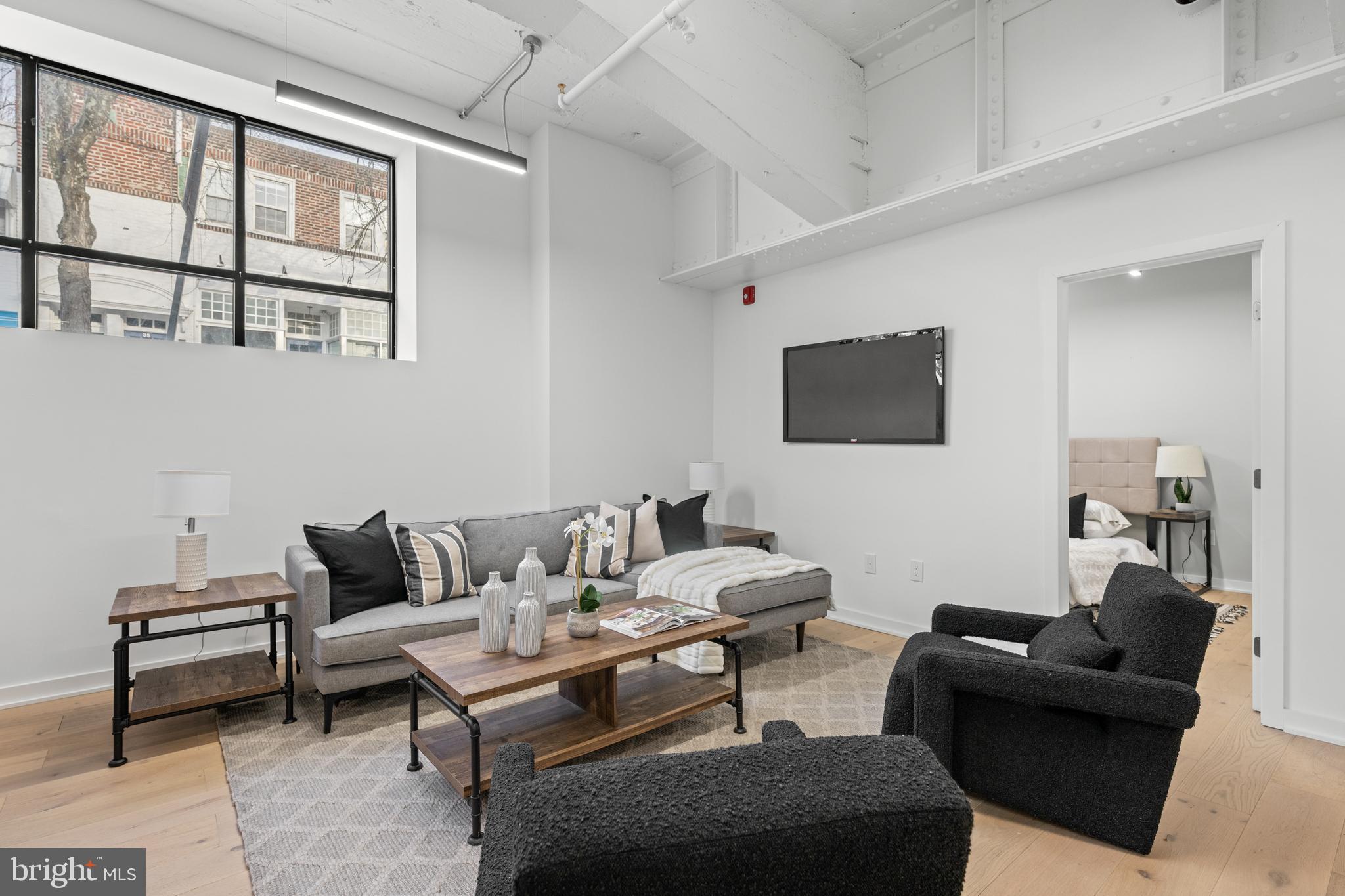 36 N NARBERTH AVENUE 1C