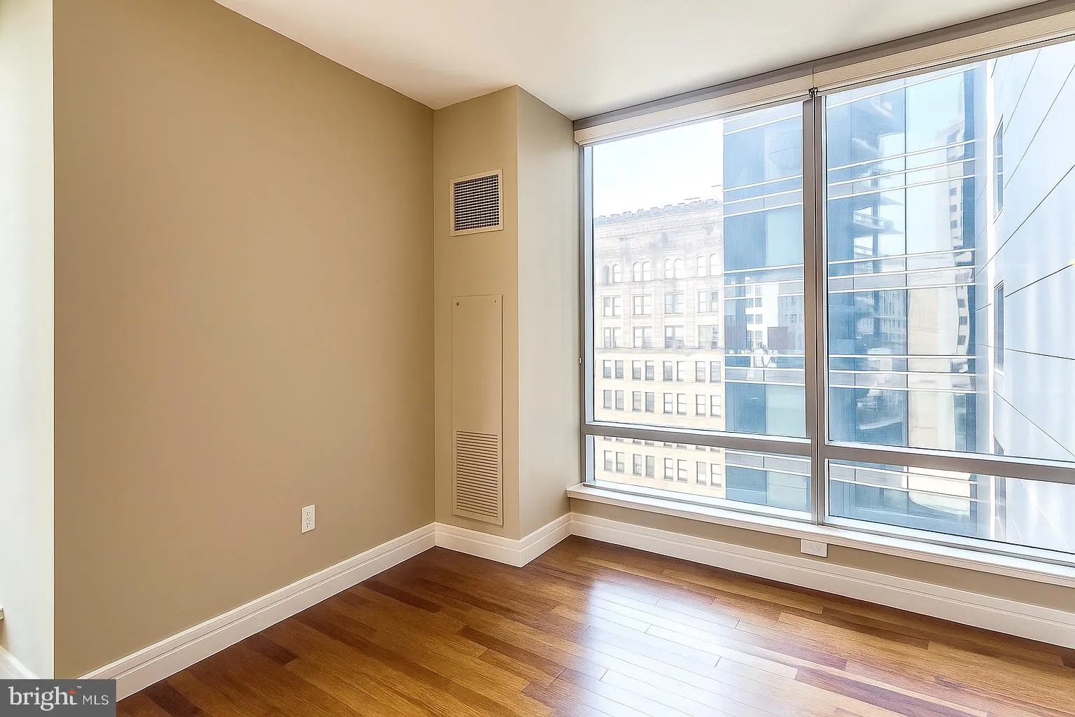 Philadelphia, Pennsylvania 19102, United States, 2 Bedrooms Bedrooms, ,2 BathroomsBathrooms,Residential,Active,149887