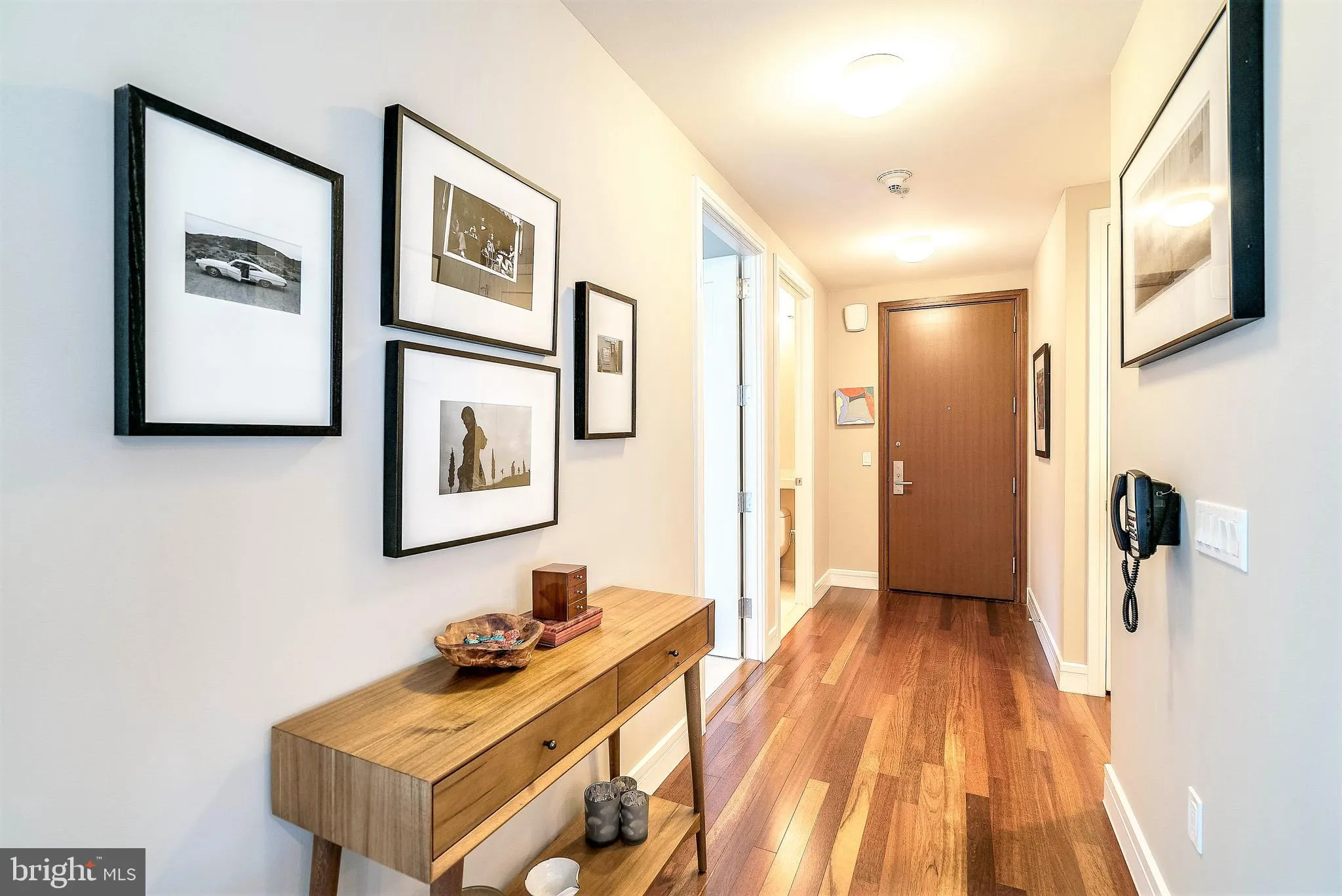 Philadelphia, Pennsylvania 19102, United States, 2 Bedrooms Bedrooms, ,2 BathroomsBathrooms,Residential,Active,149887