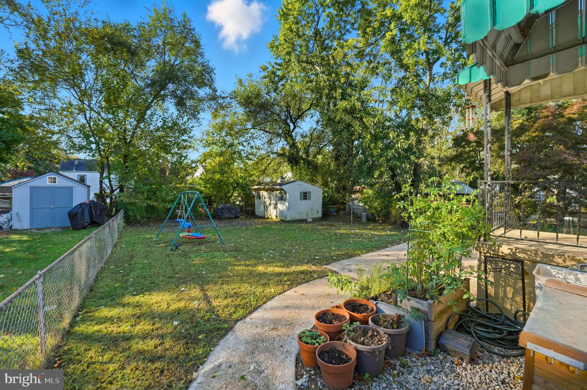 TEMPLETON MANOR - Residential