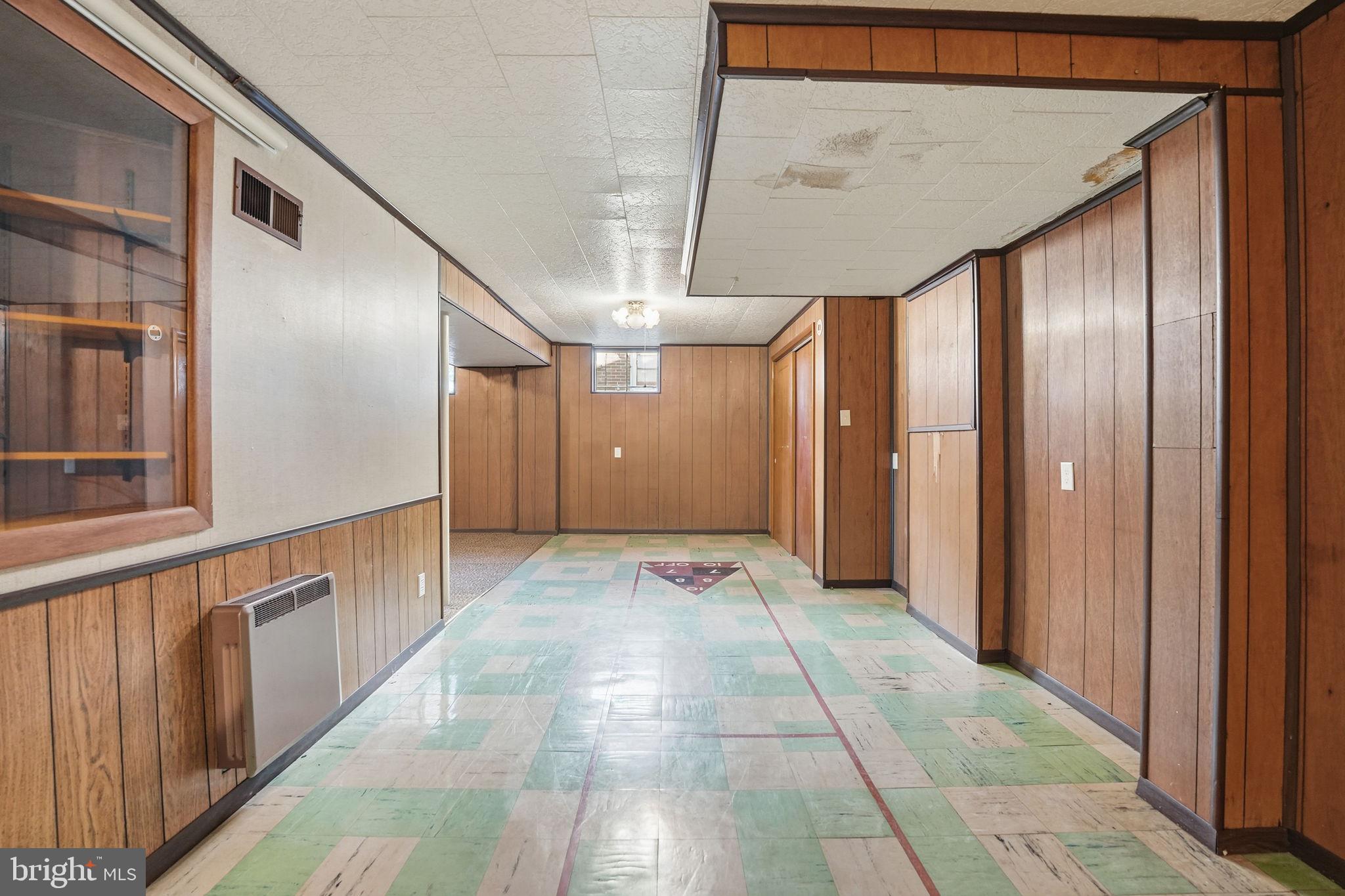 TEMPLETON MANOR - Residential