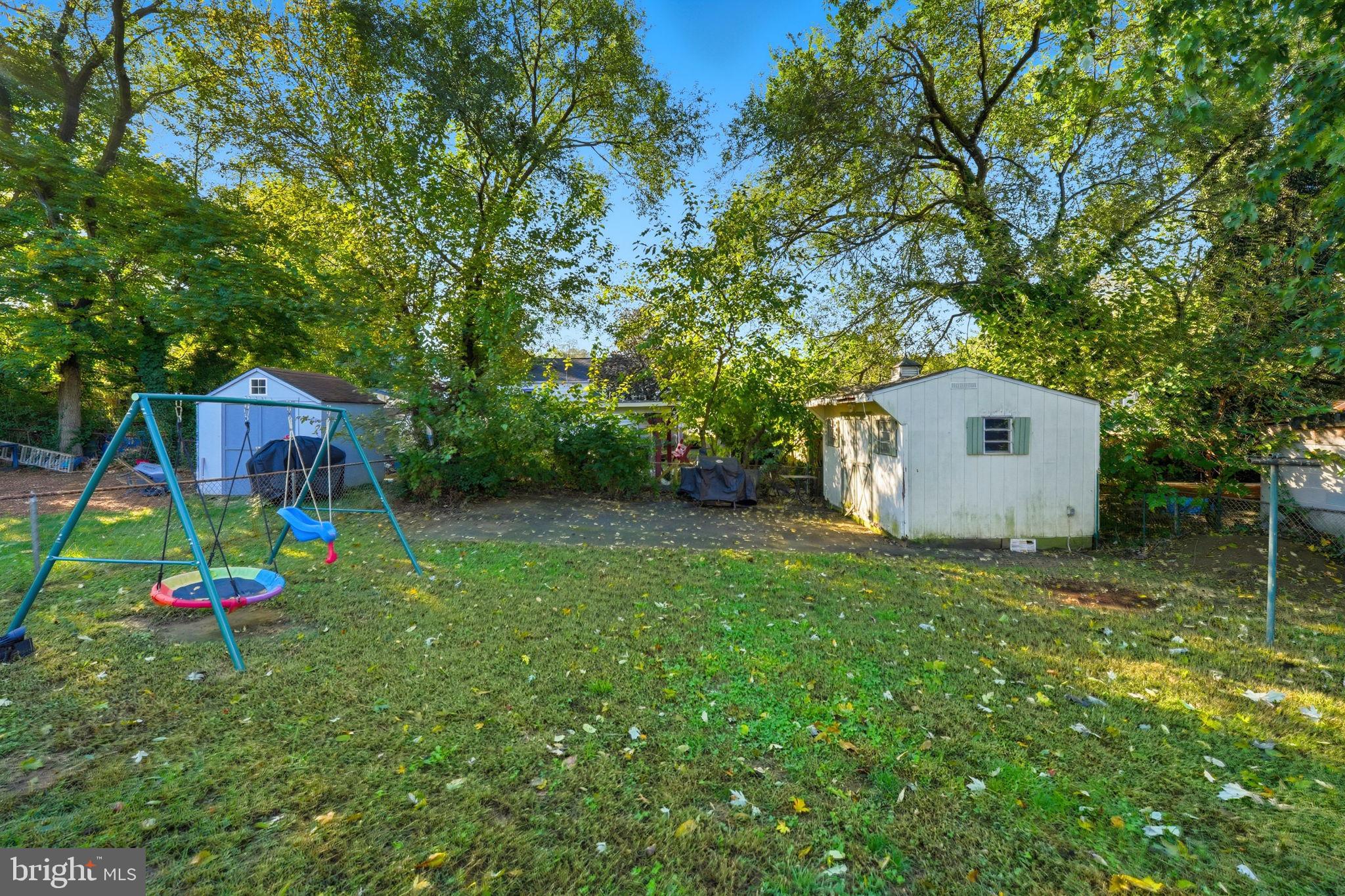 TEMPLETON MANOR - Residential