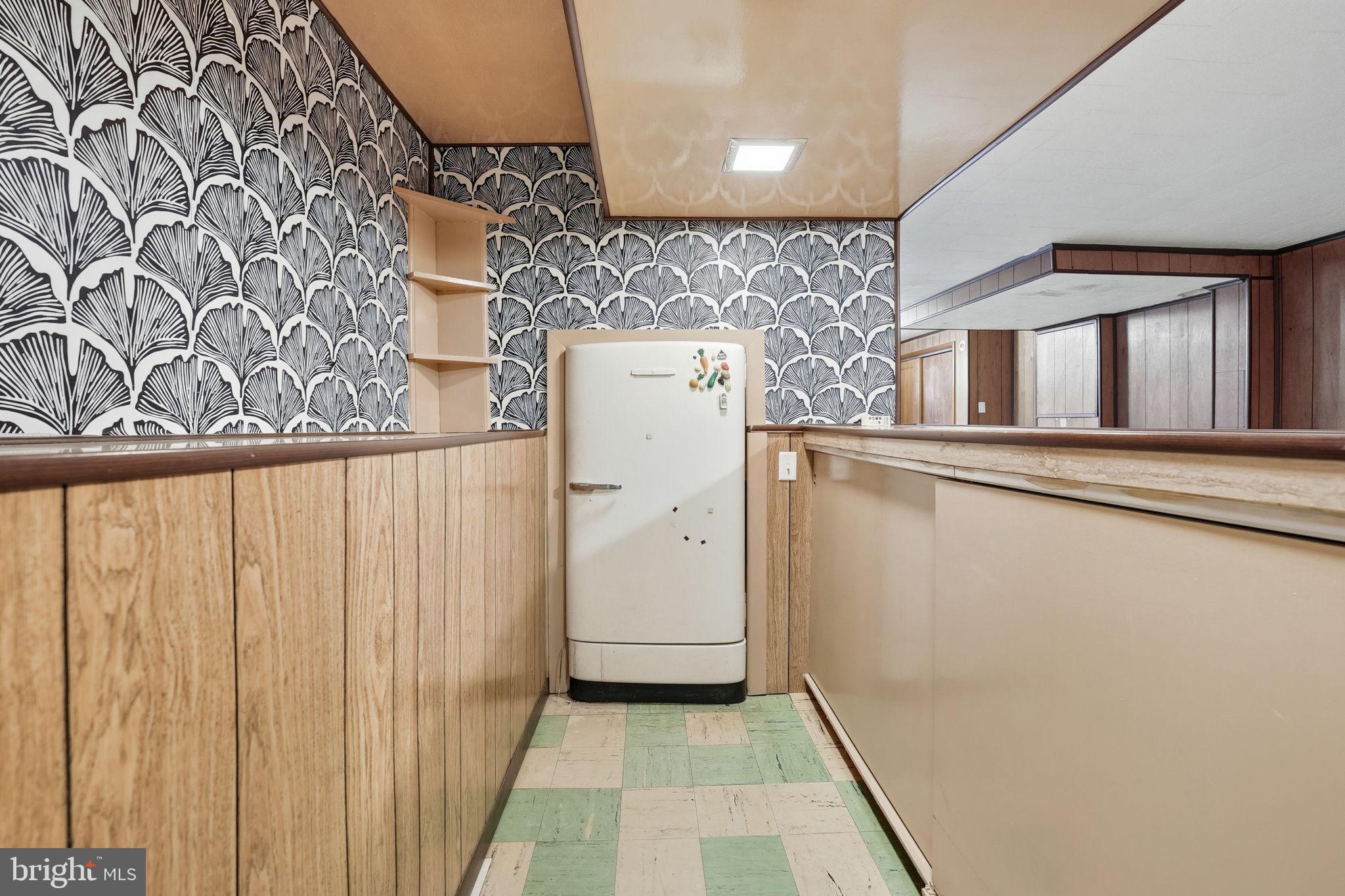 TEMPLETON MANOR - Residential