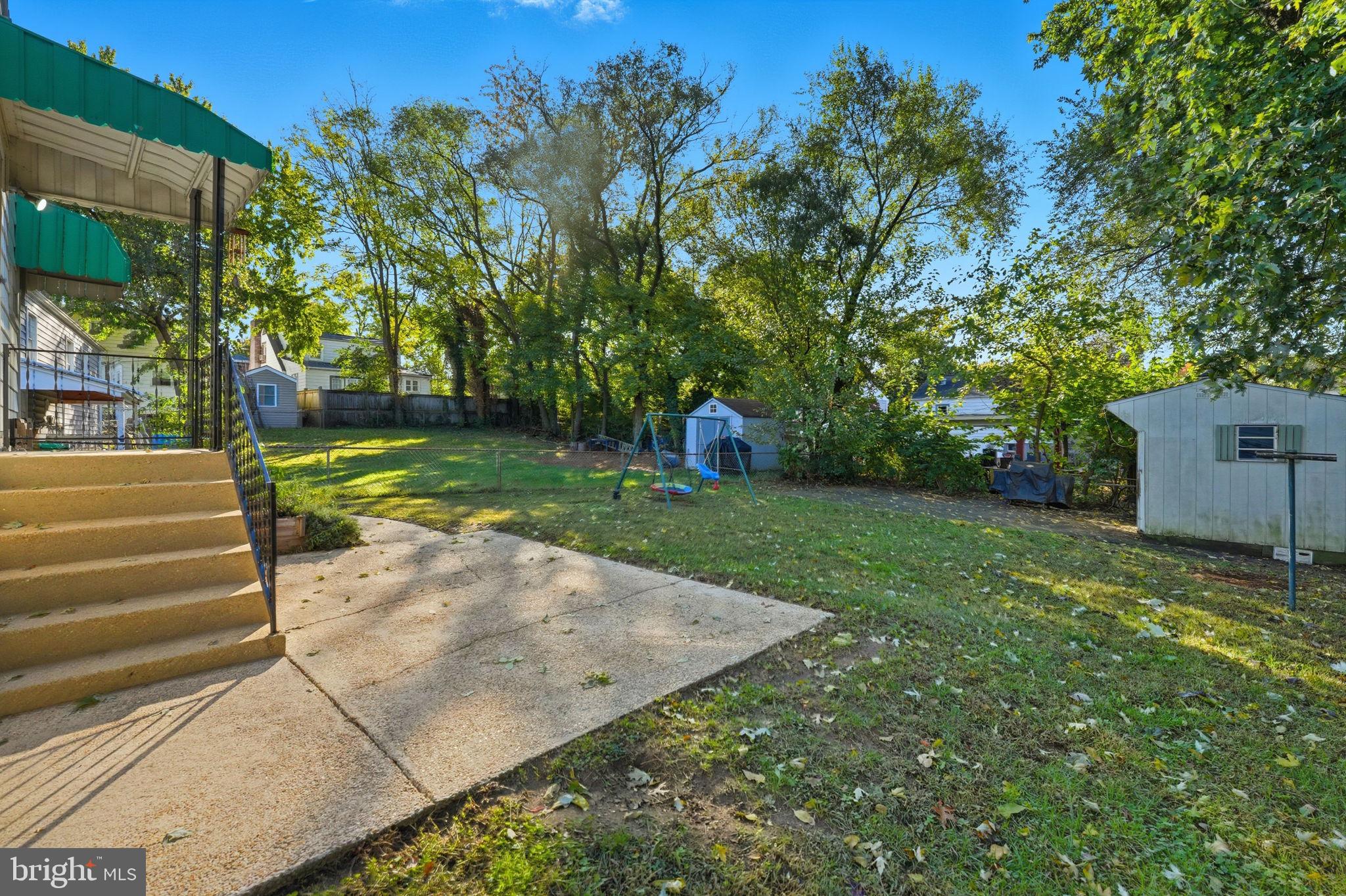 TEMPLETON MANOR - Residential