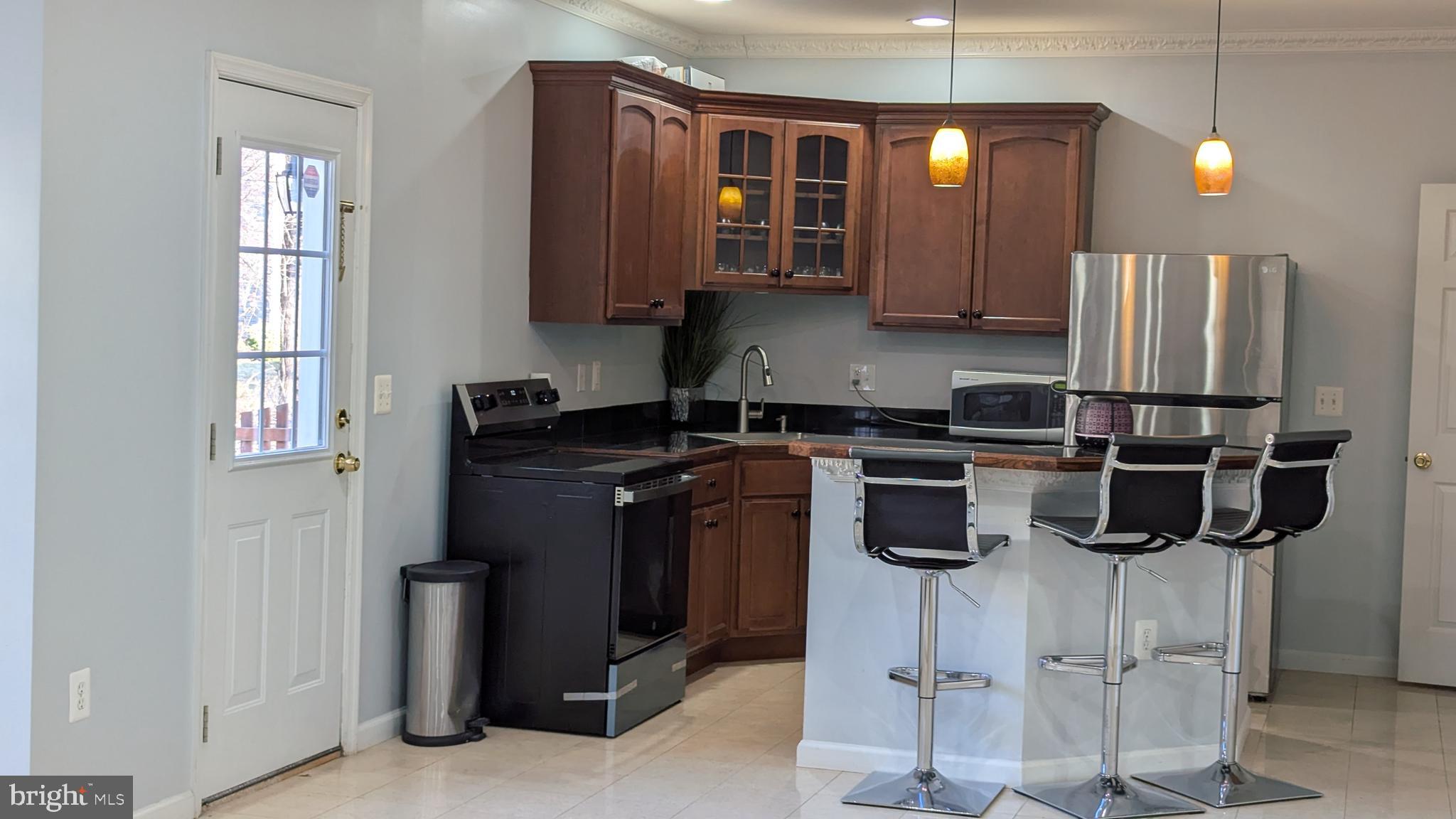 HOPEWELLS LANDING - Residential Lease