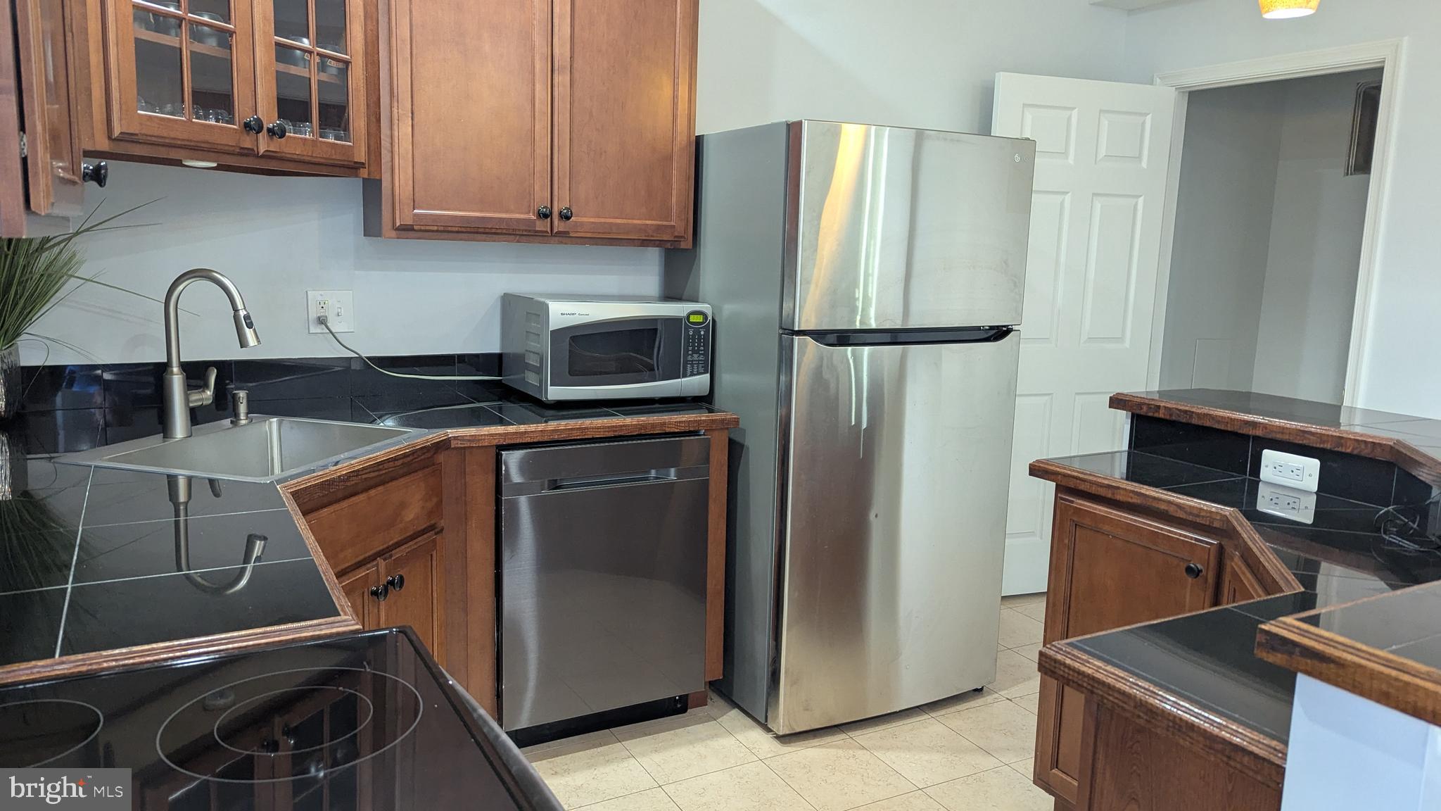 HOPEWELLS LANDING - Residential Lease