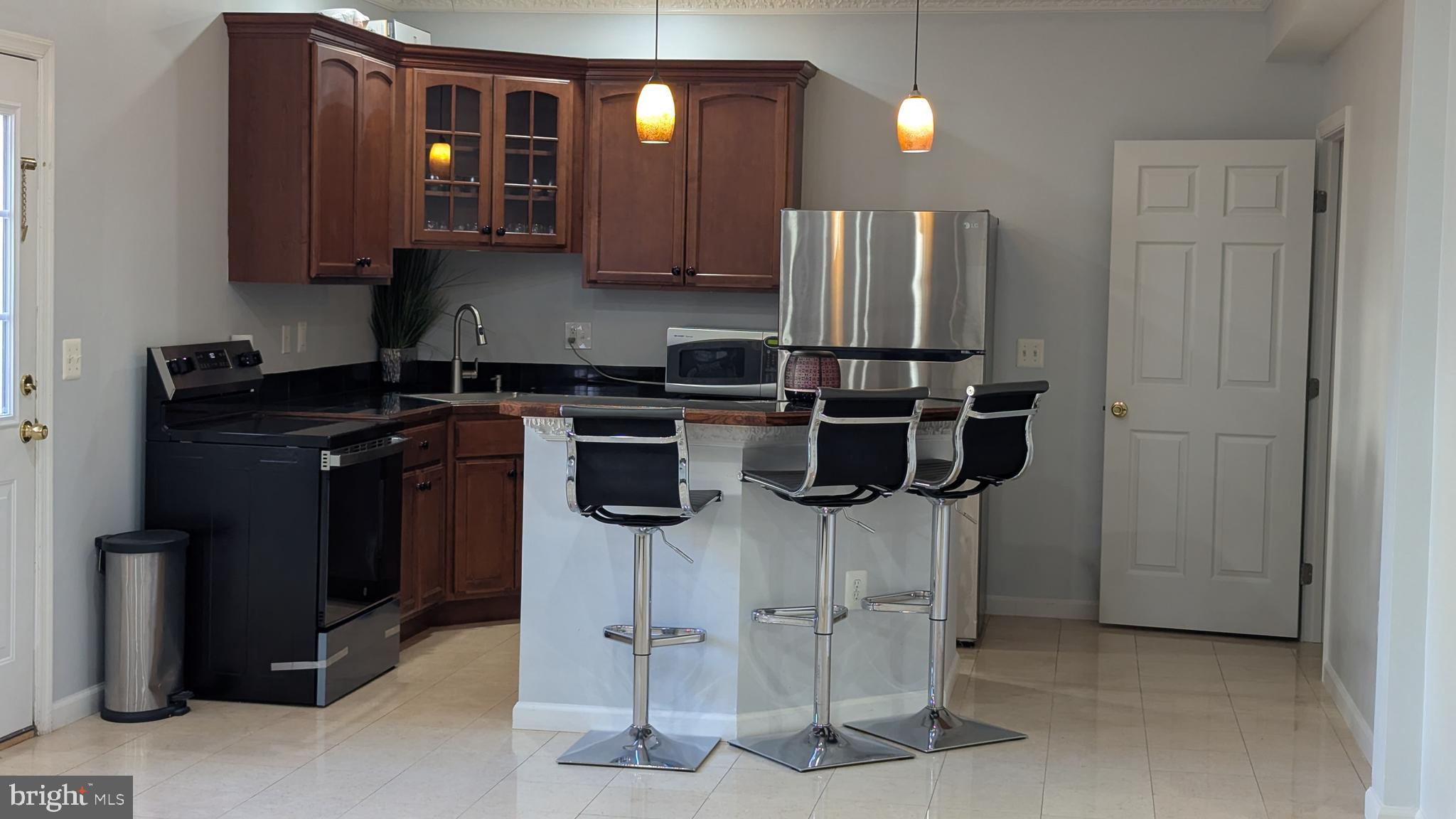 HOPEWELLS LANDING - Residential Lease