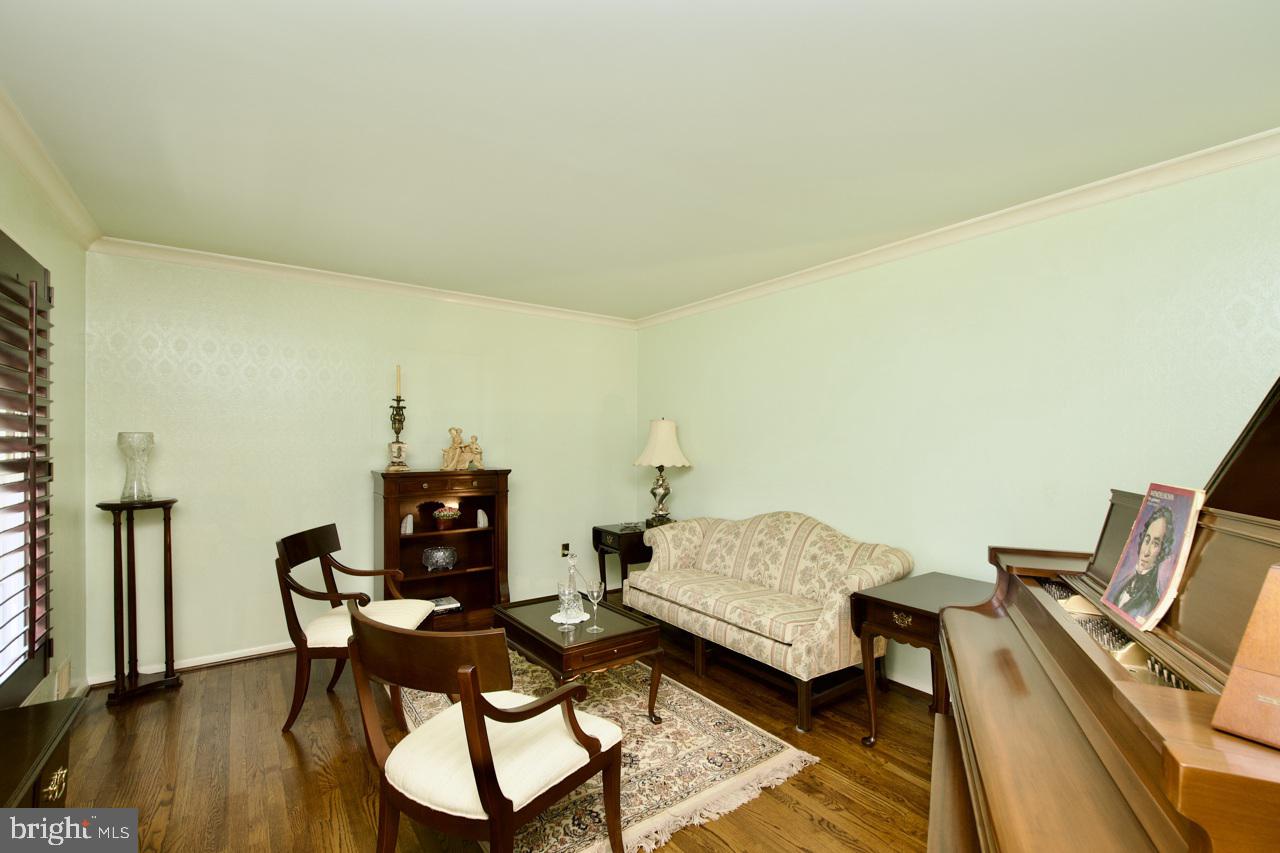 2801 MINTWOOD COURT