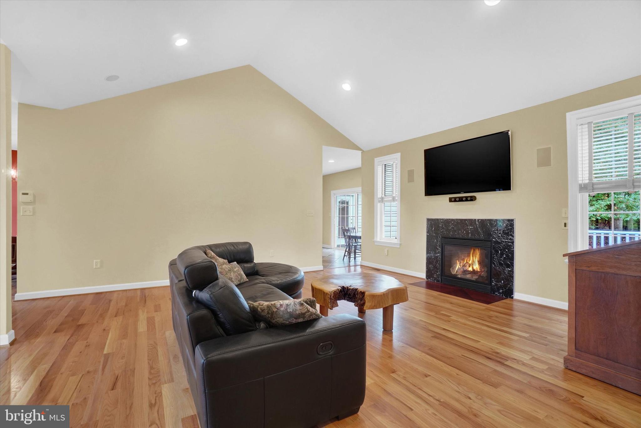 VERNON WOODS - Residential