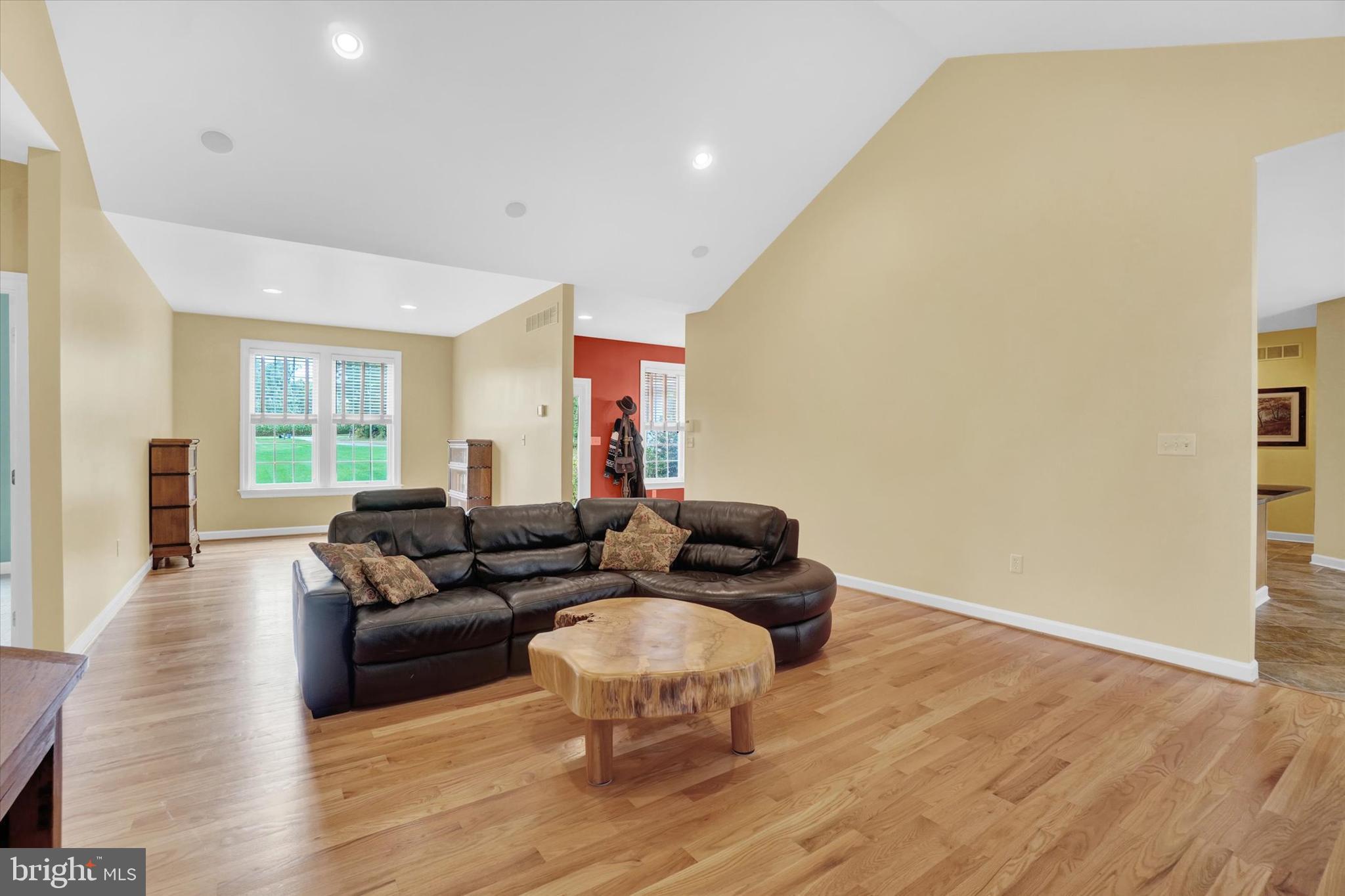 VERNON WOODS - Residential