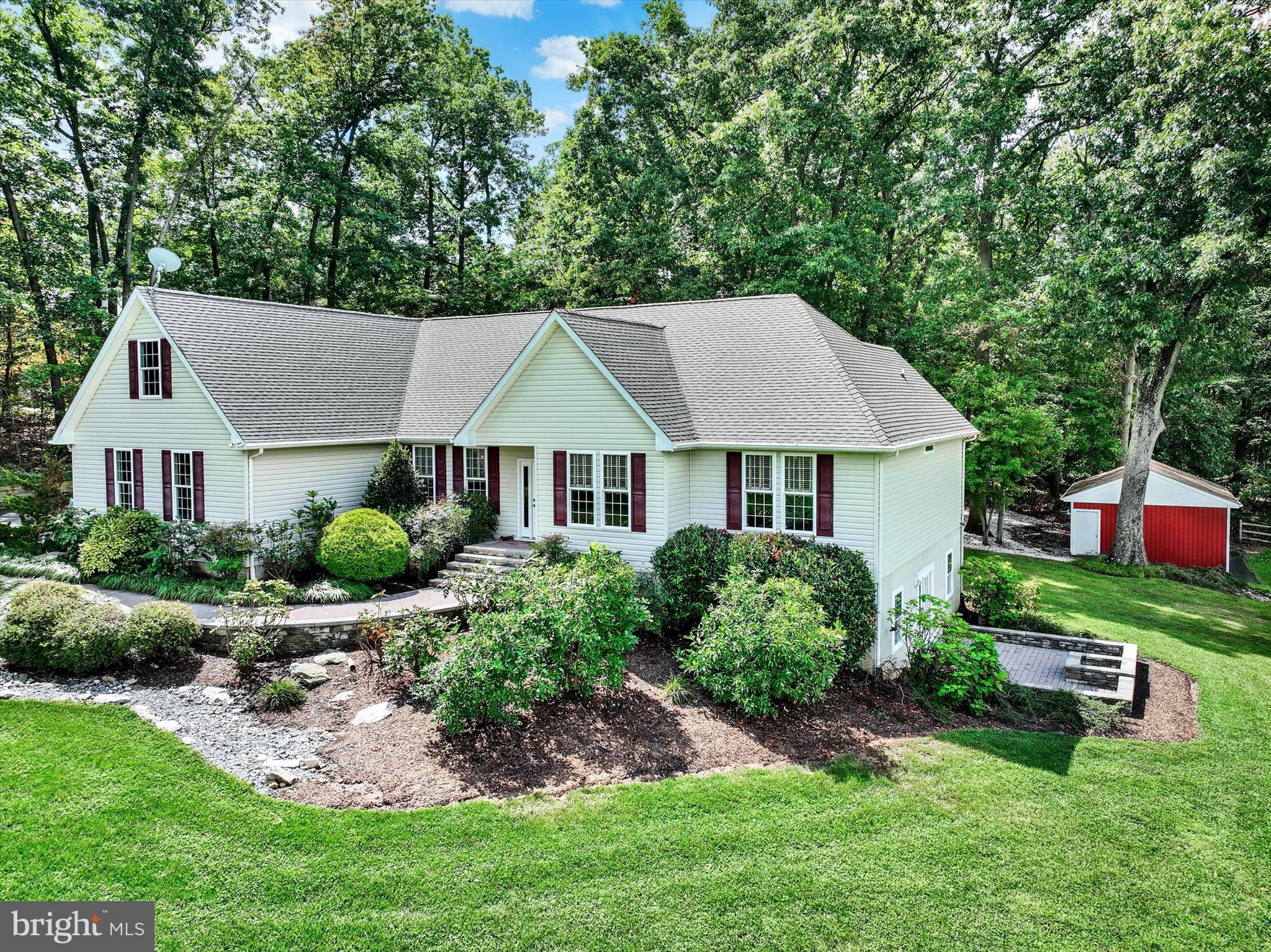 VERNON WOODS - Residential