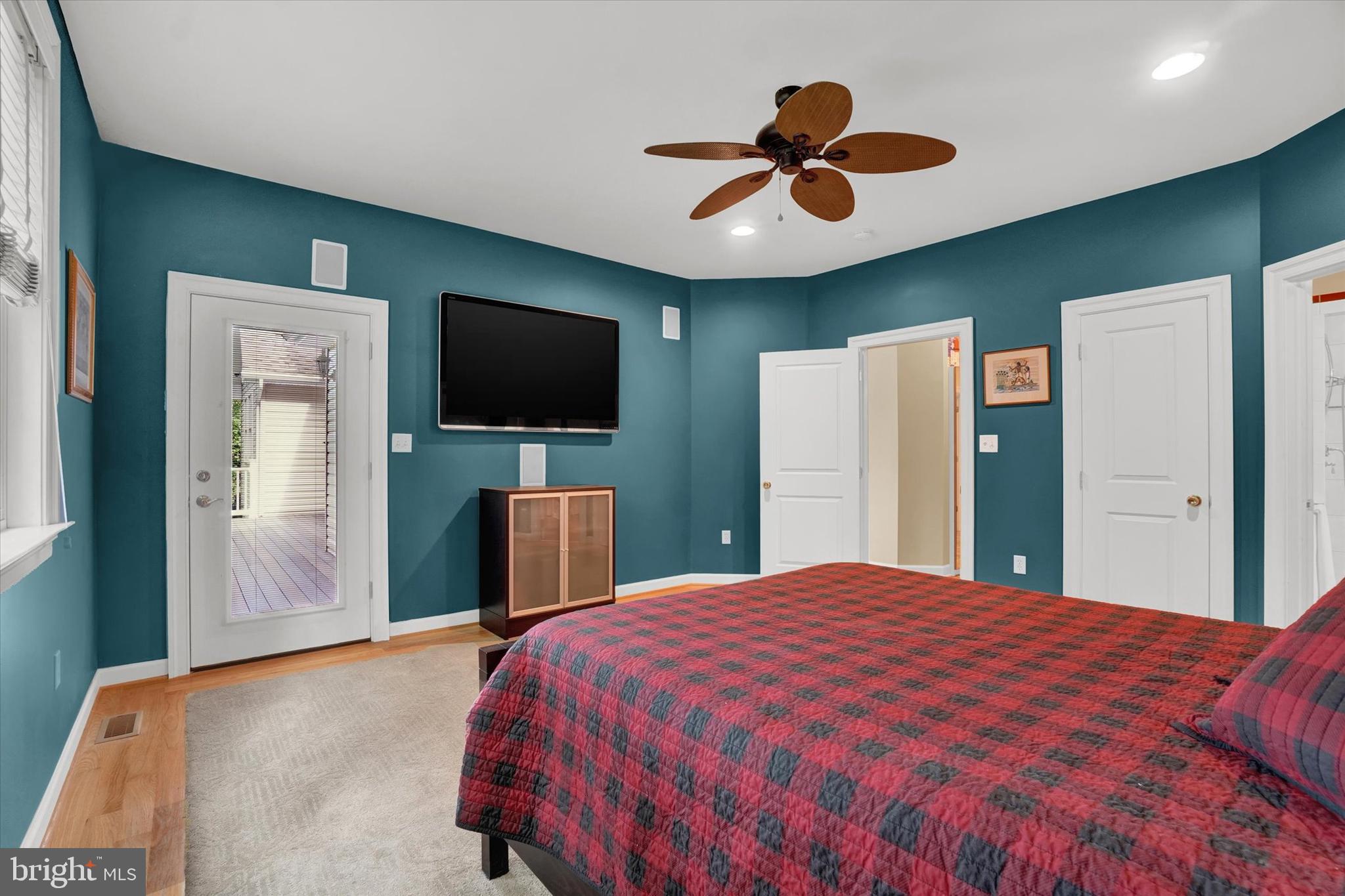 VERNON WOODS - Residential