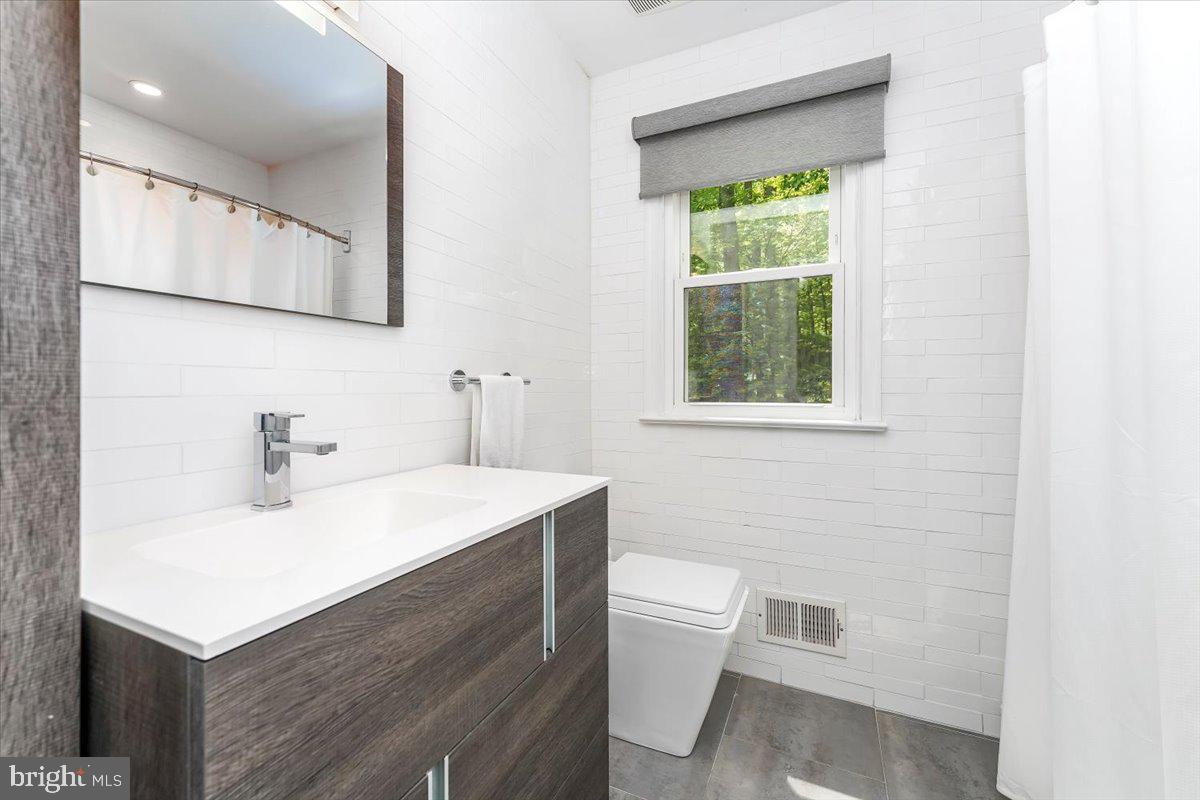 GREENE COUNTRIE VI - Residential