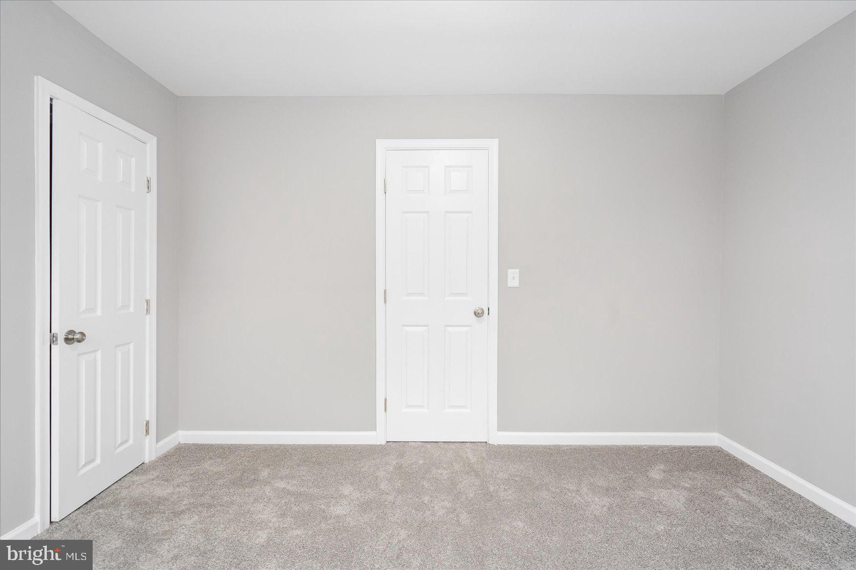 WINDSOR HILLS - Residential