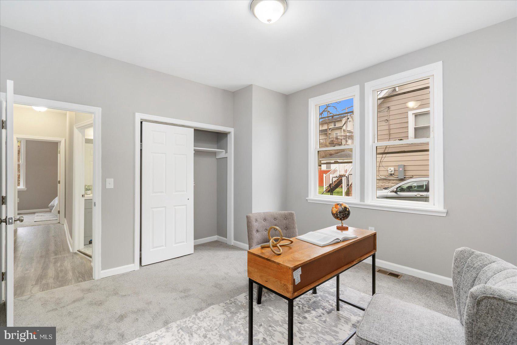 WINDSOR HILLS - Residential