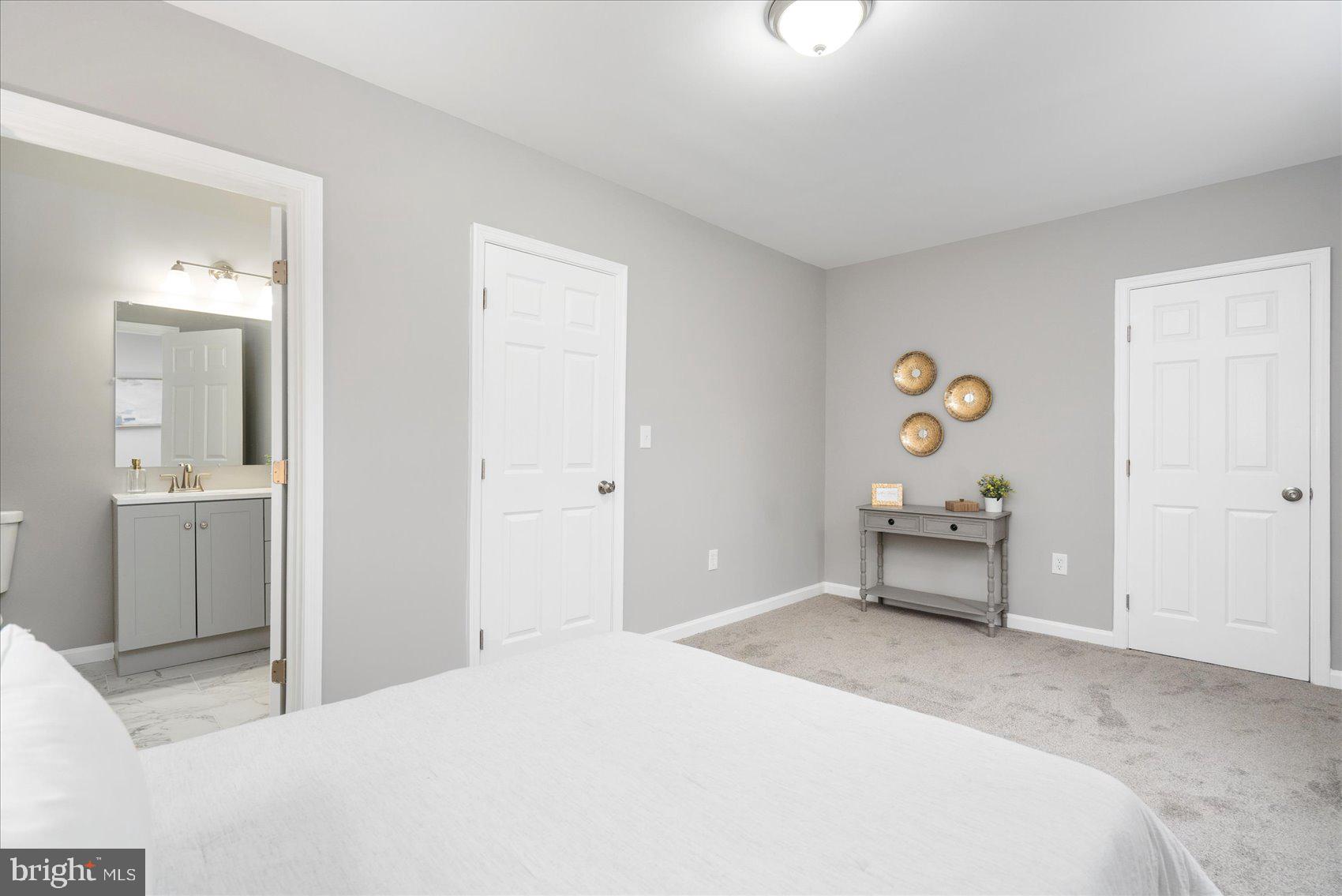 WINDSOR HILLS - Residential