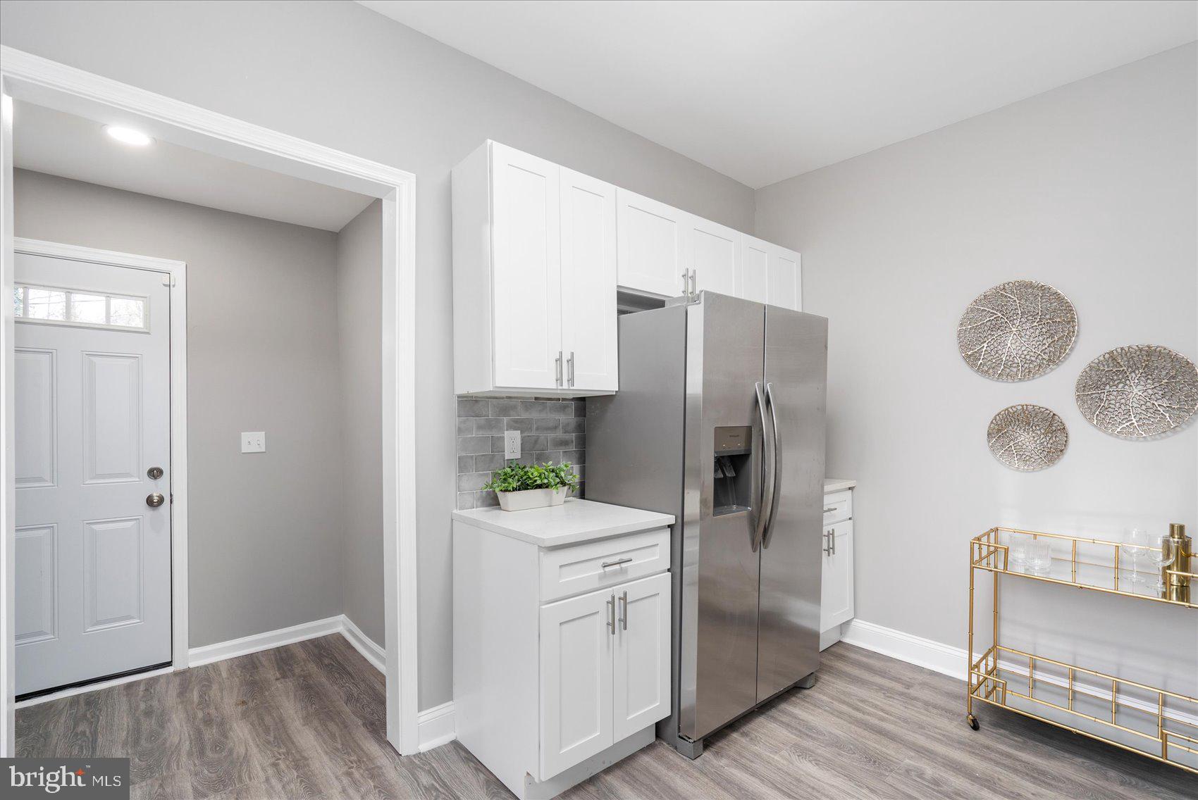 WINDSOR HILLS - Residential