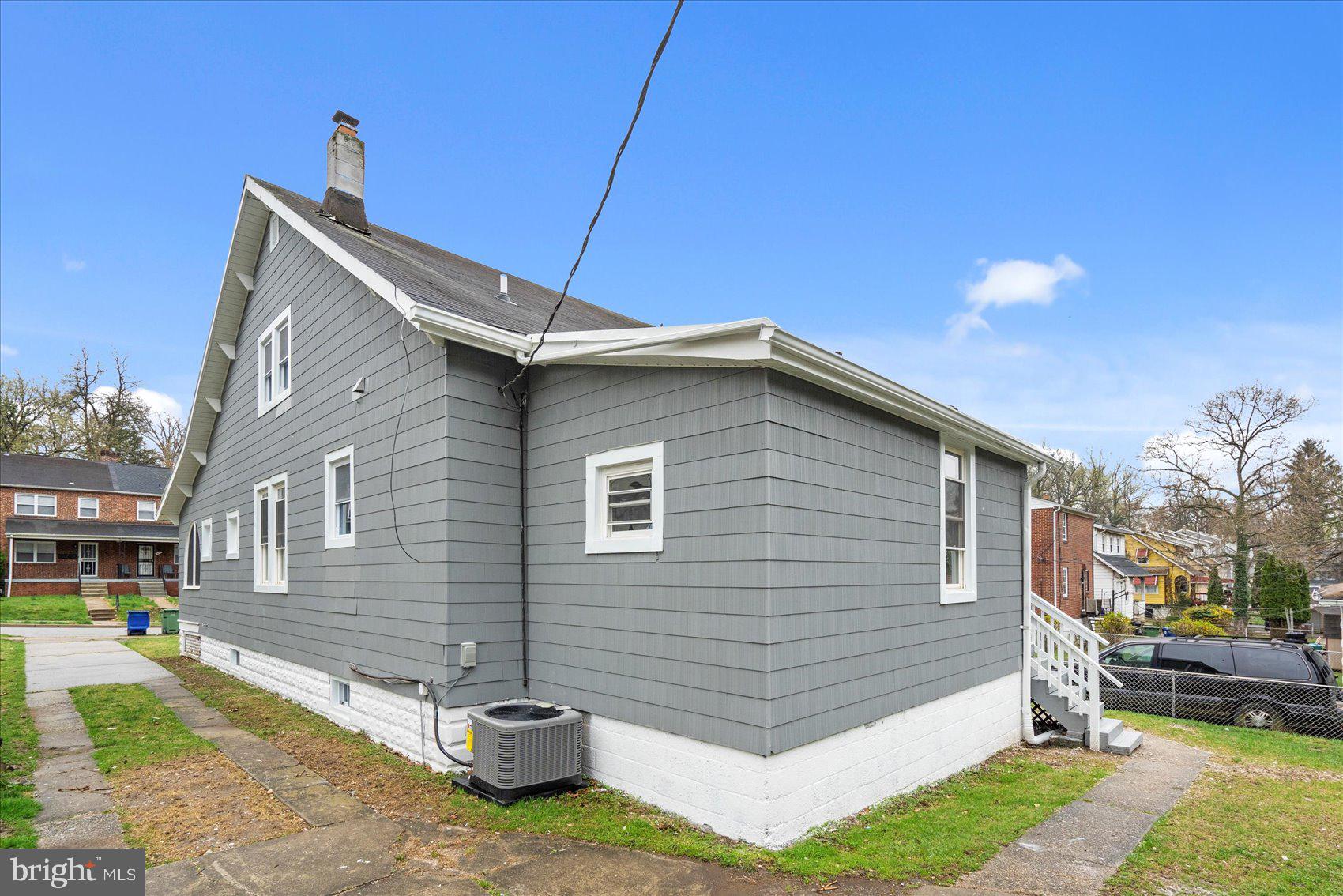 WINDSOR HILLS - Residential