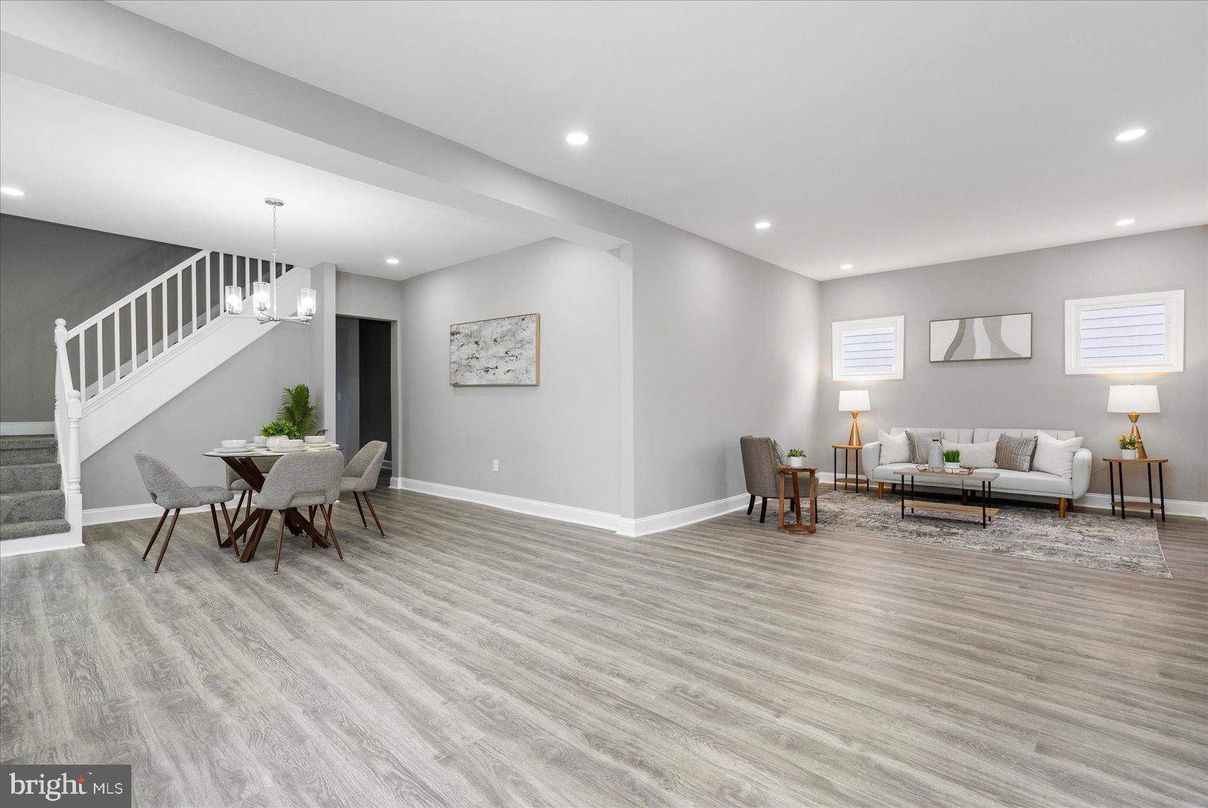 WINDSOR HILLS - Residential