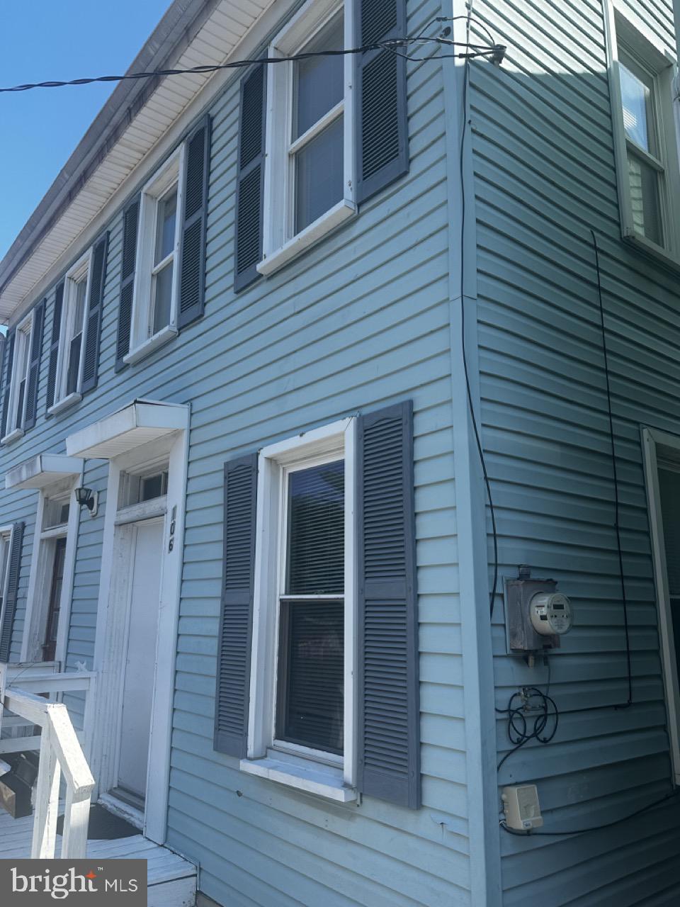 Spacious 2-bedroom, 1-bath semi-detached home featuring a recently updated bathroom, newer windows, and modern appliances. Washer/dryer hook-up available. Gas hot water baseboard heat. On-street parking only. Pets considered for qualified tenants with an additional $50–$75/month and a refundable $750 pet deposit. Tenant responsible for water, sewer, trash, electric, and gas (heat and hot water). Available for immediate occupancy.