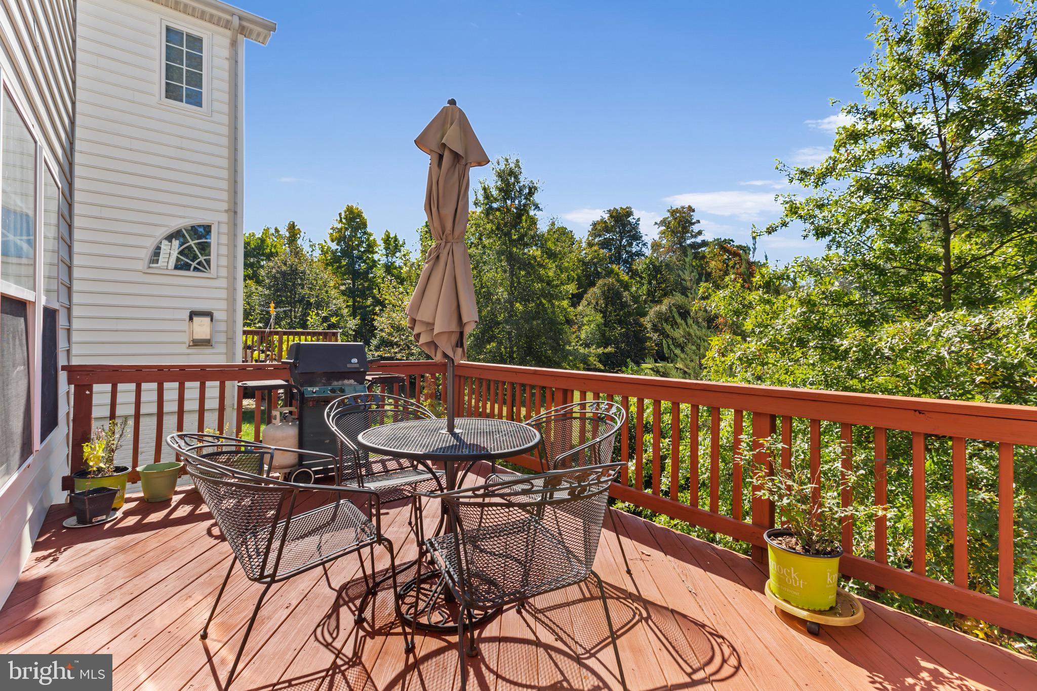 LORTON OVERLOOK - Residential Lease