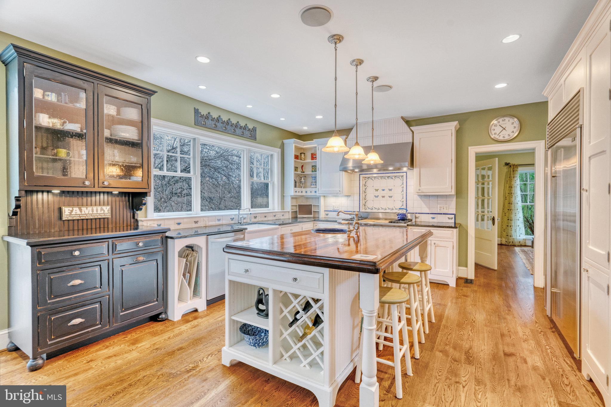 LAKE WINDERMERE - Residential