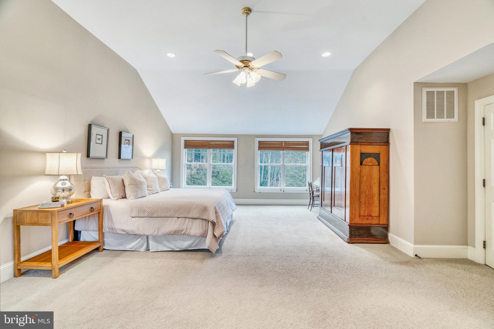 LAKE WINDERMERE - Residential