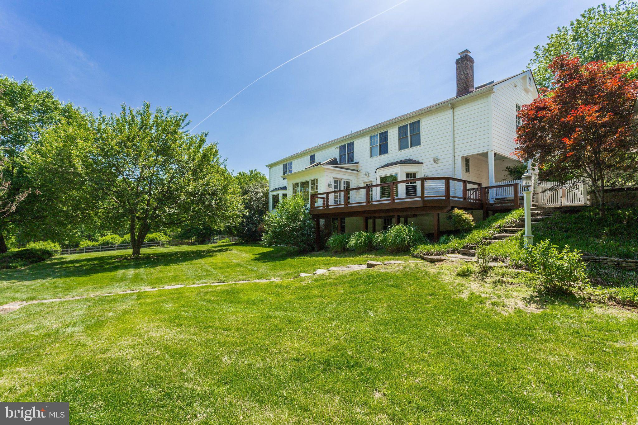 LAKE WINDERMERE - Residential